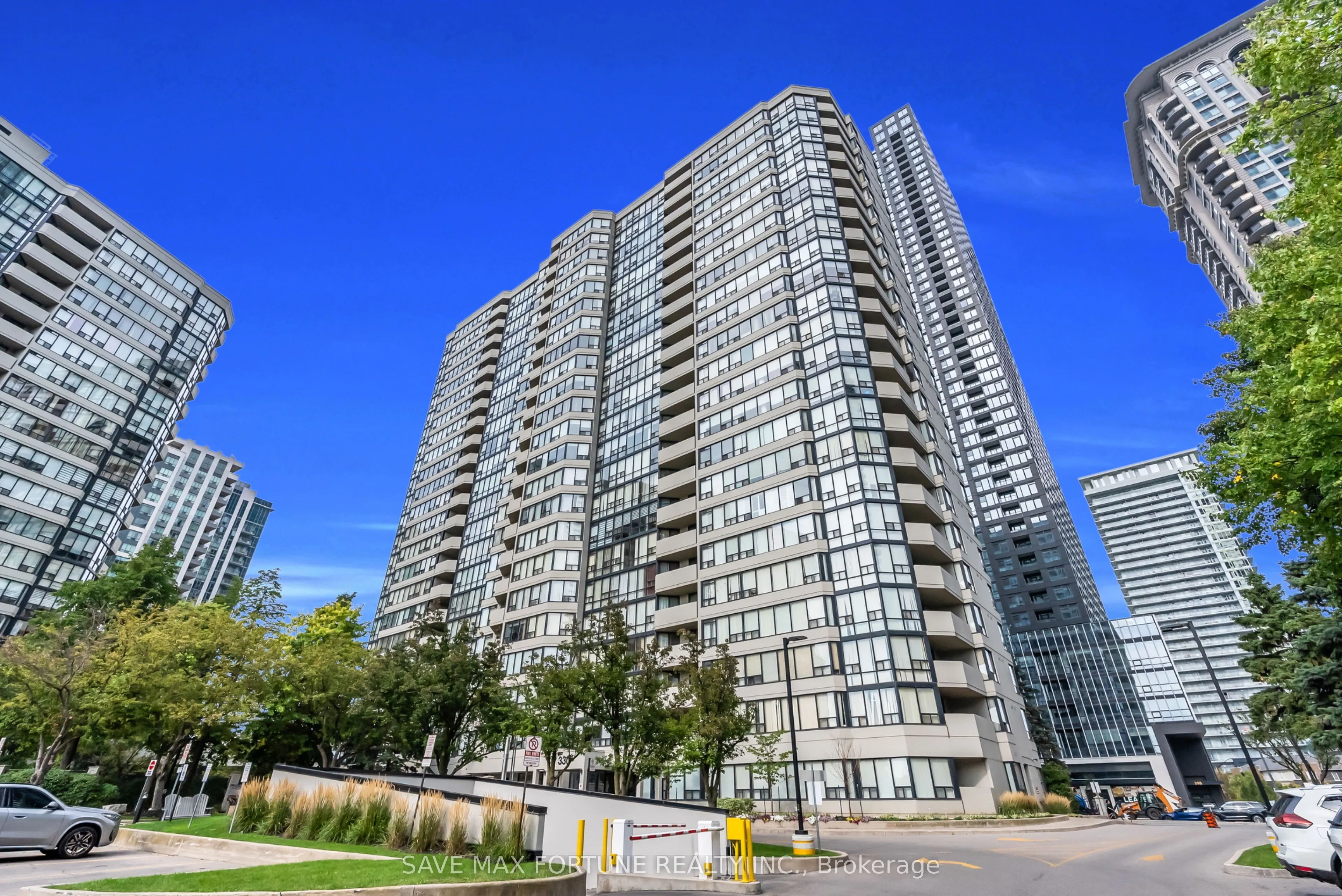 330 Rathburn Road W, #1006