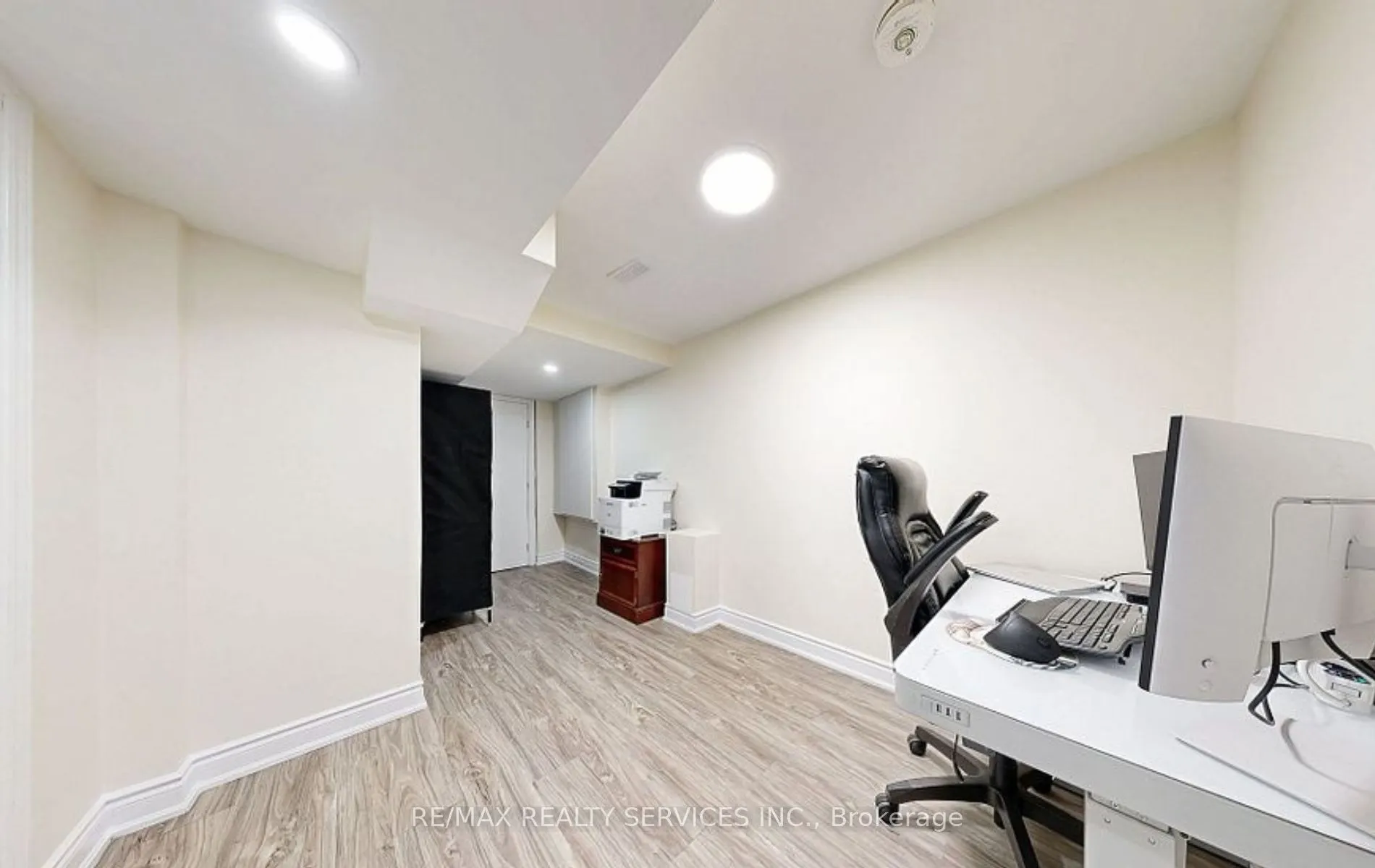 7095 Village Walk, #(Basement)