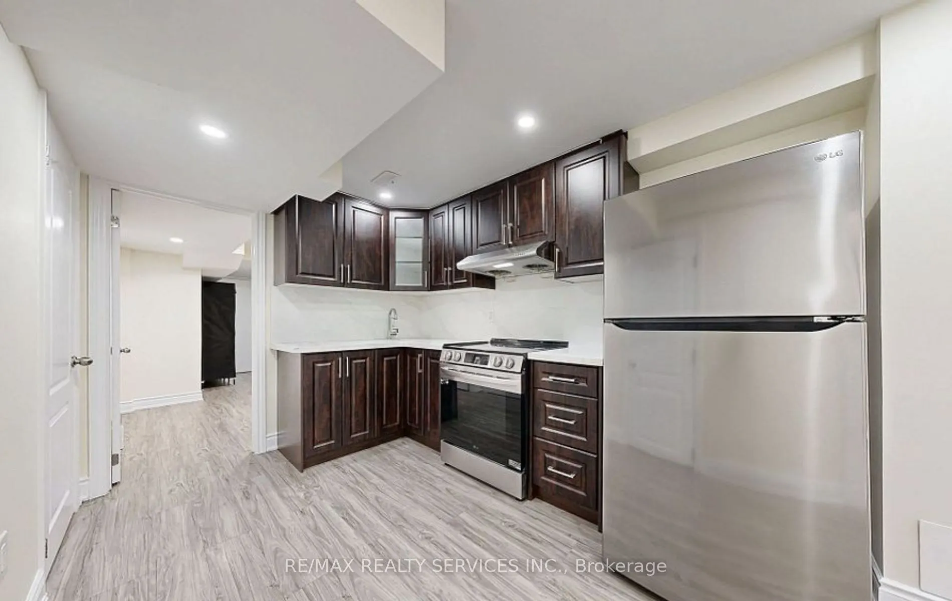 7095 Village Walk, #(Basement)
