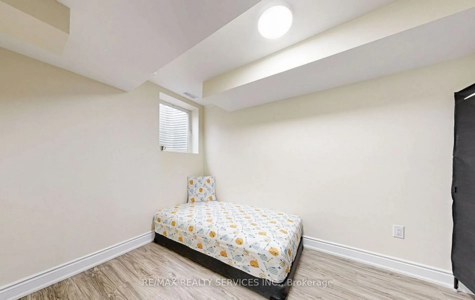 7095 Village Walk, #(Basement)
