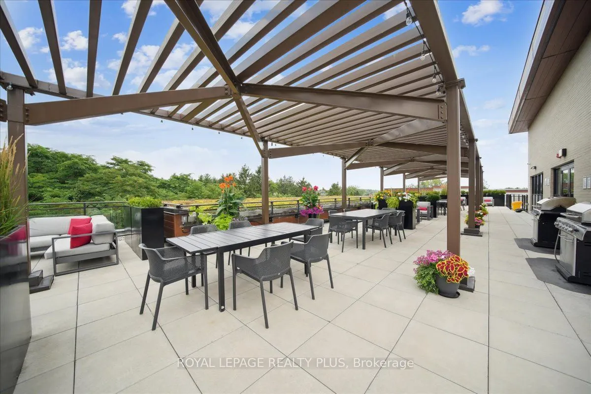 1575 Lakeshore Road W, #105