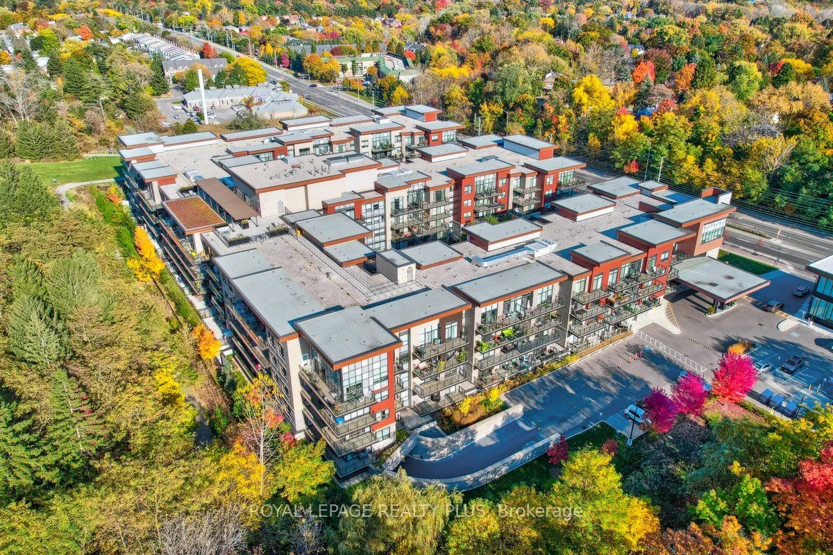 1575 Lakeshore Road W, #105