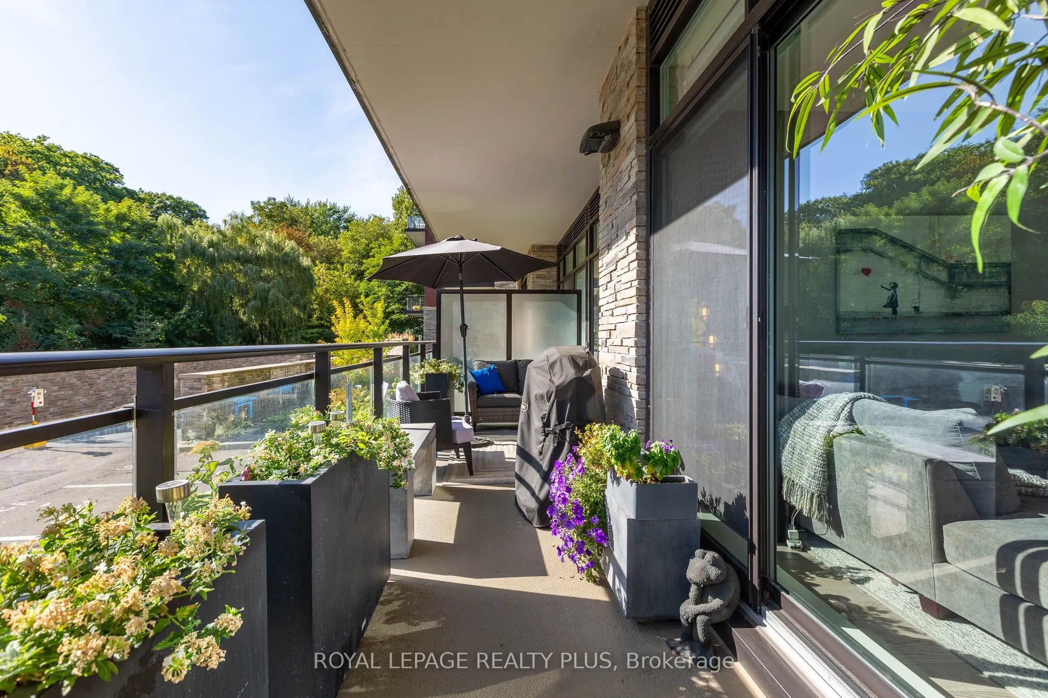 1575 Lakeshore Road W, #105