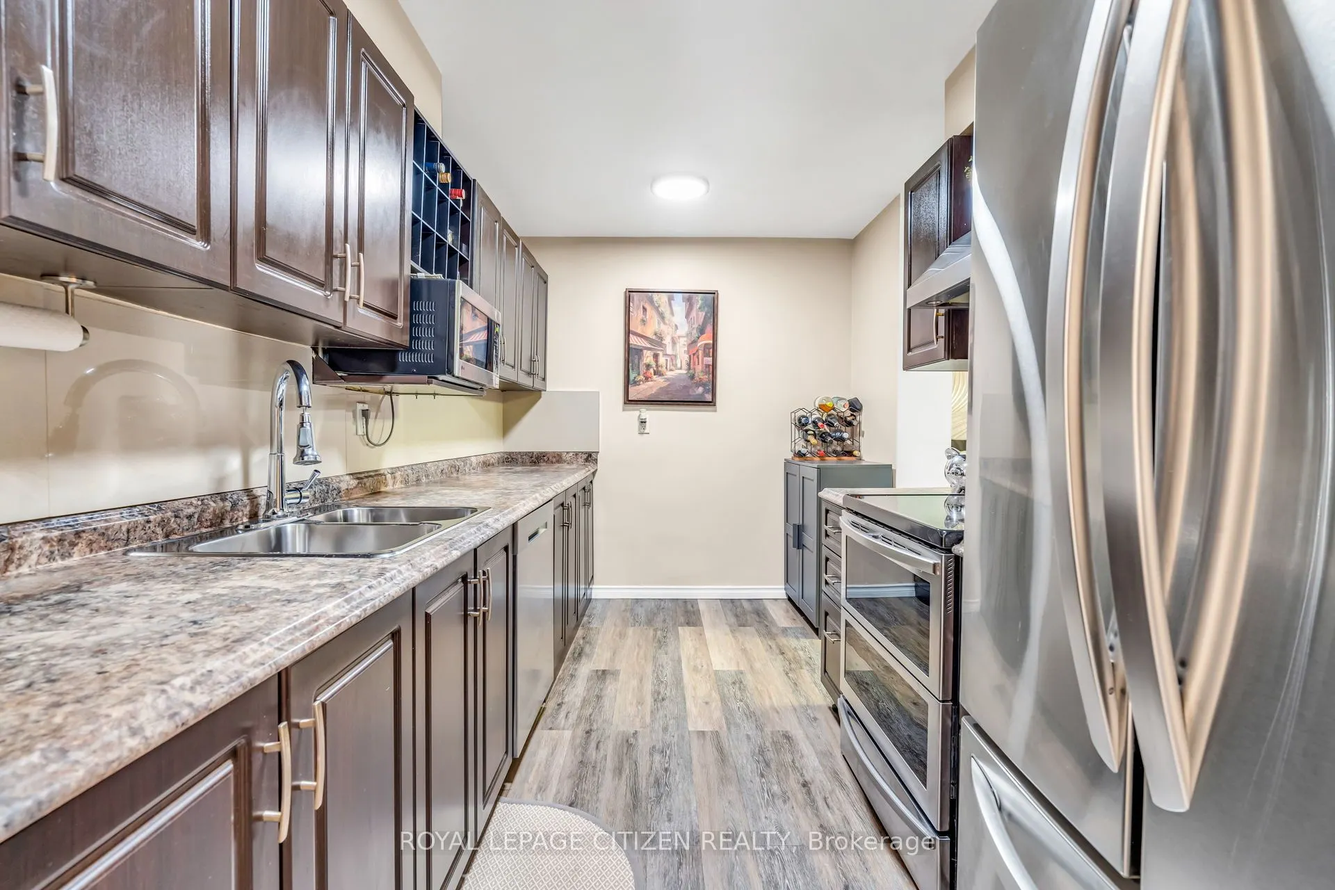 61 Richview Road, #410