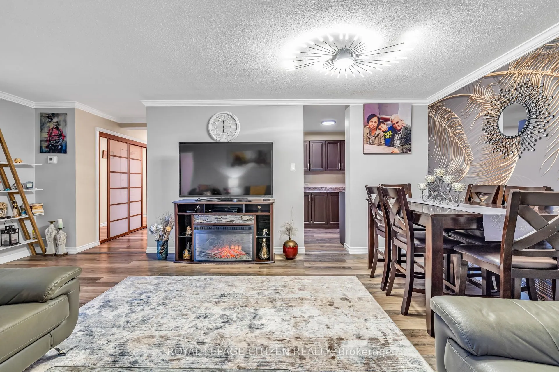 61 Richview Road, #410