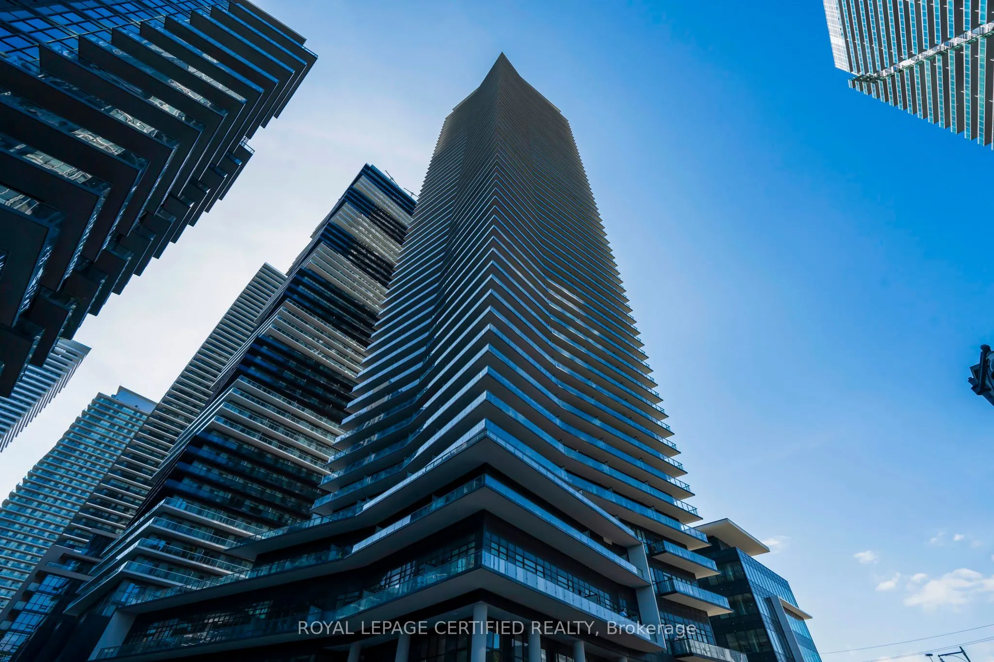 38 Annie Craig Drive S, #2108