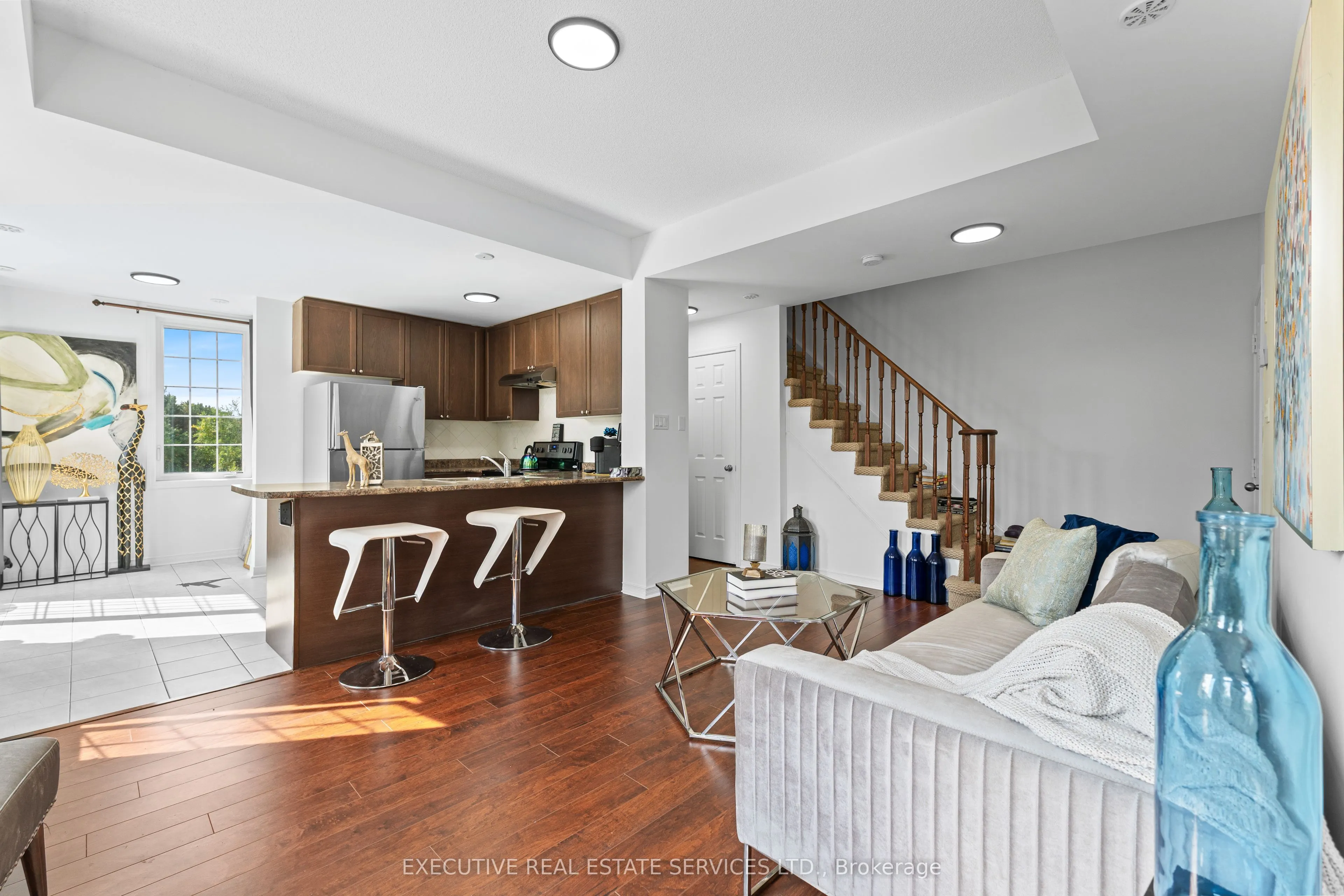 180 Howden Boulevard, #1