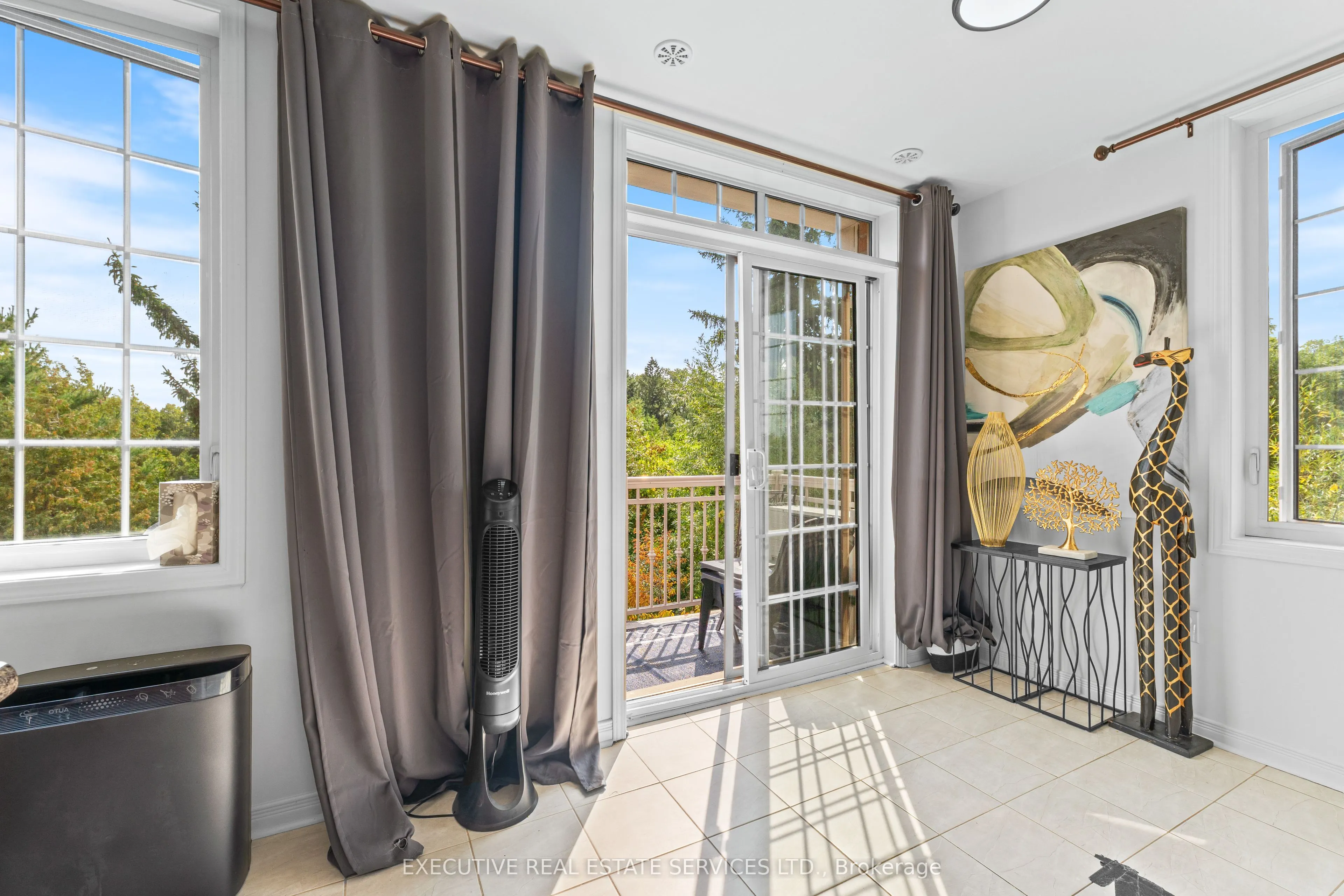 180 Howden Boulevard, #1