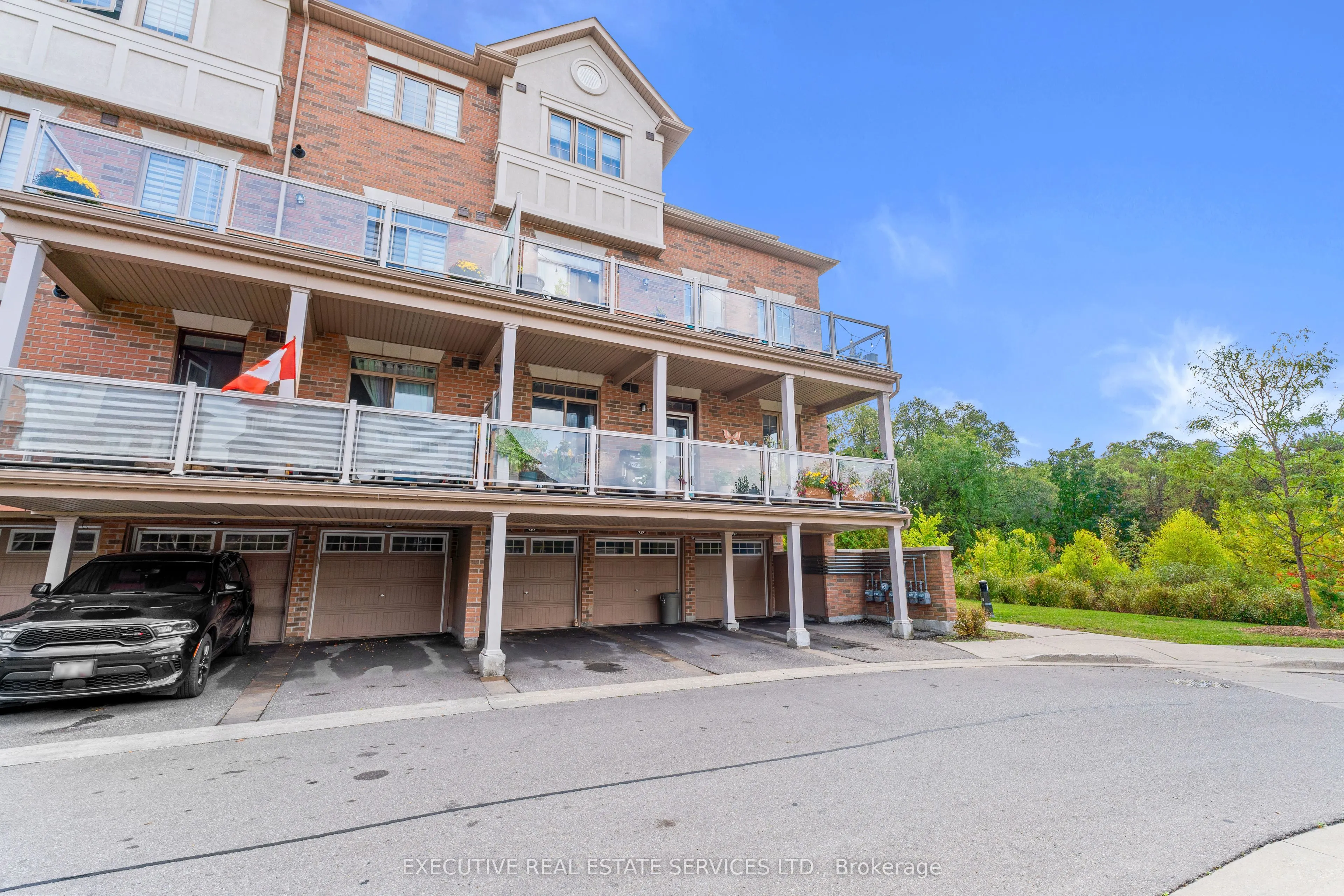 180 Howden Boulevard, #1