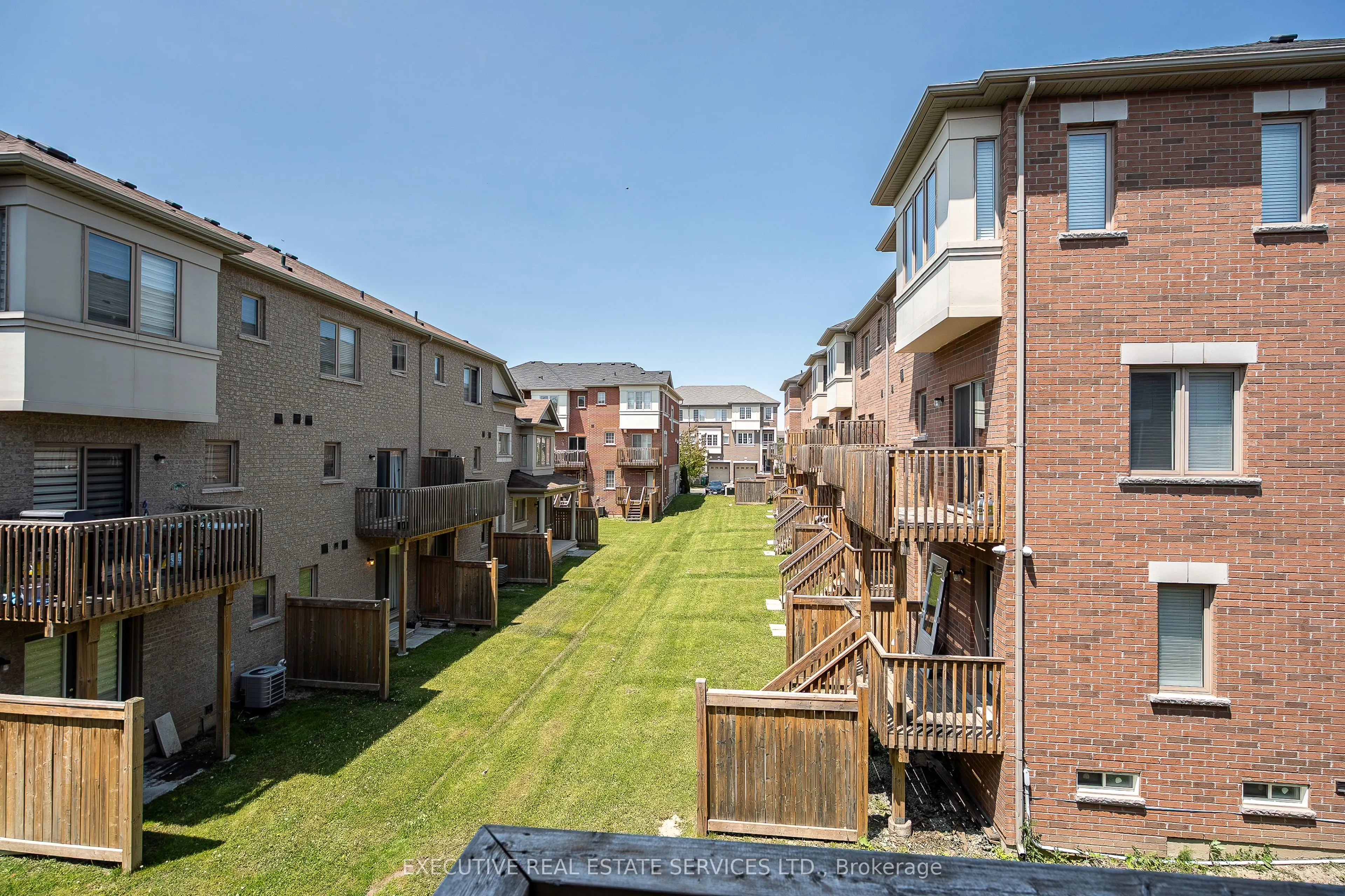 6 Abercove Close