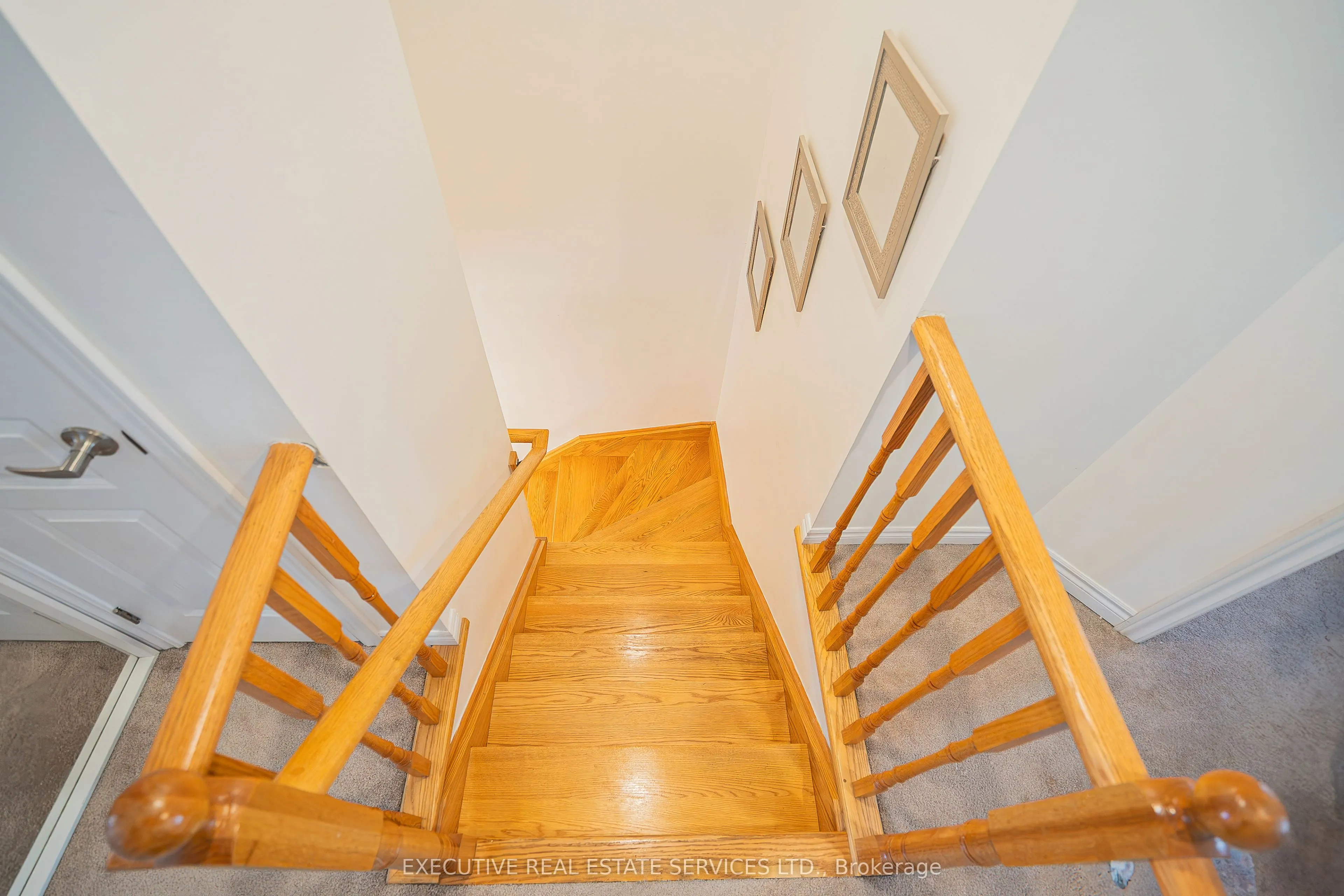 6 Abercove Close