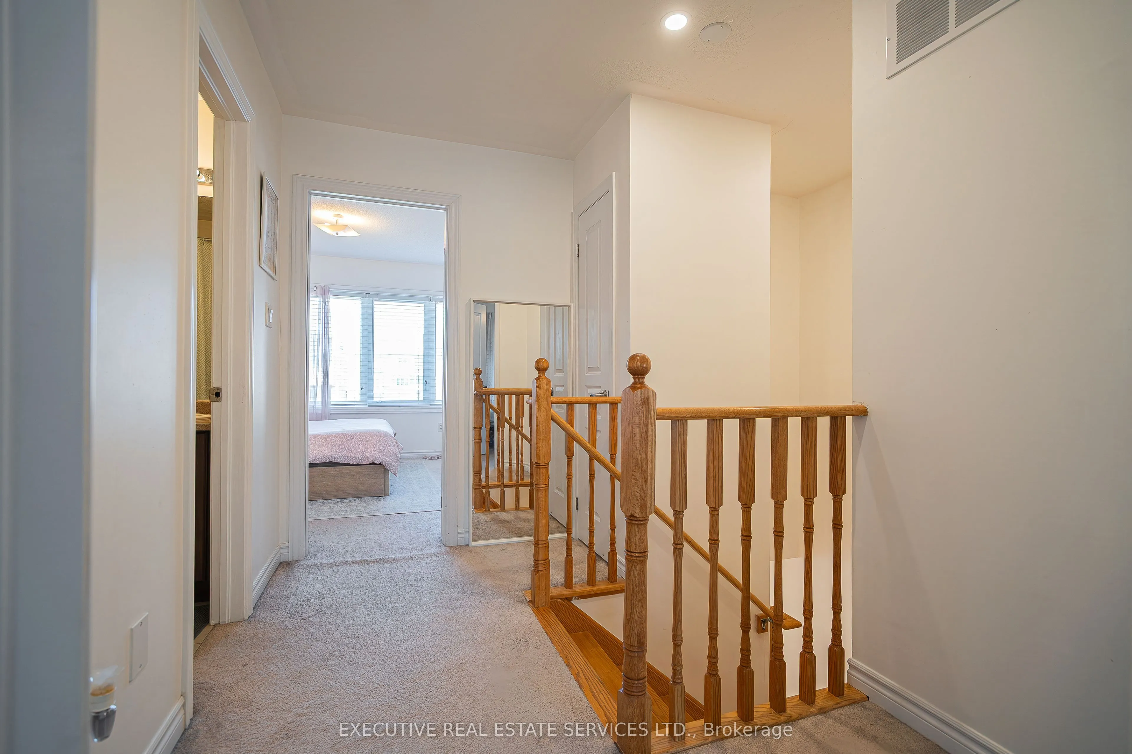 6 Abercove Close