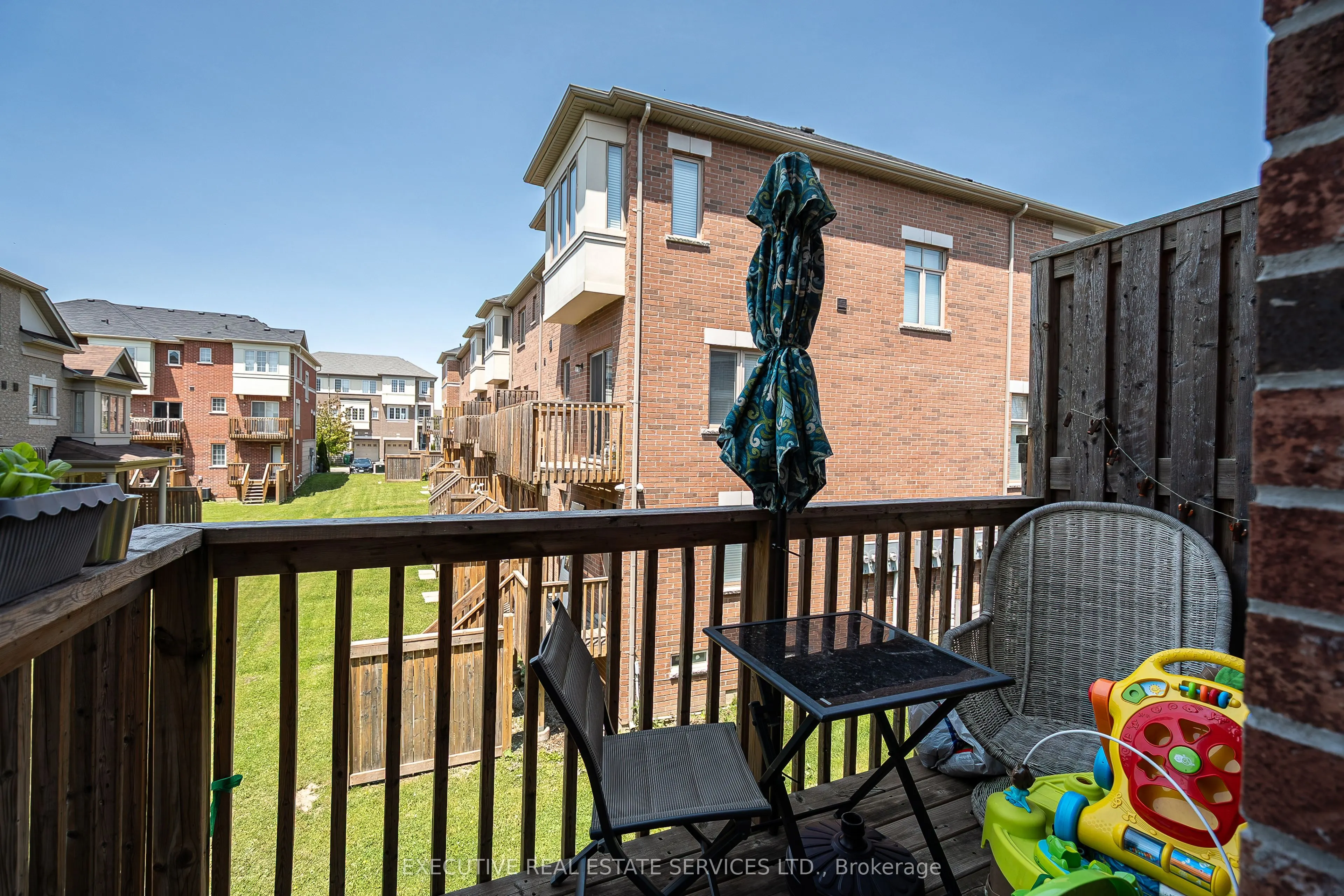 6 Abercove Close