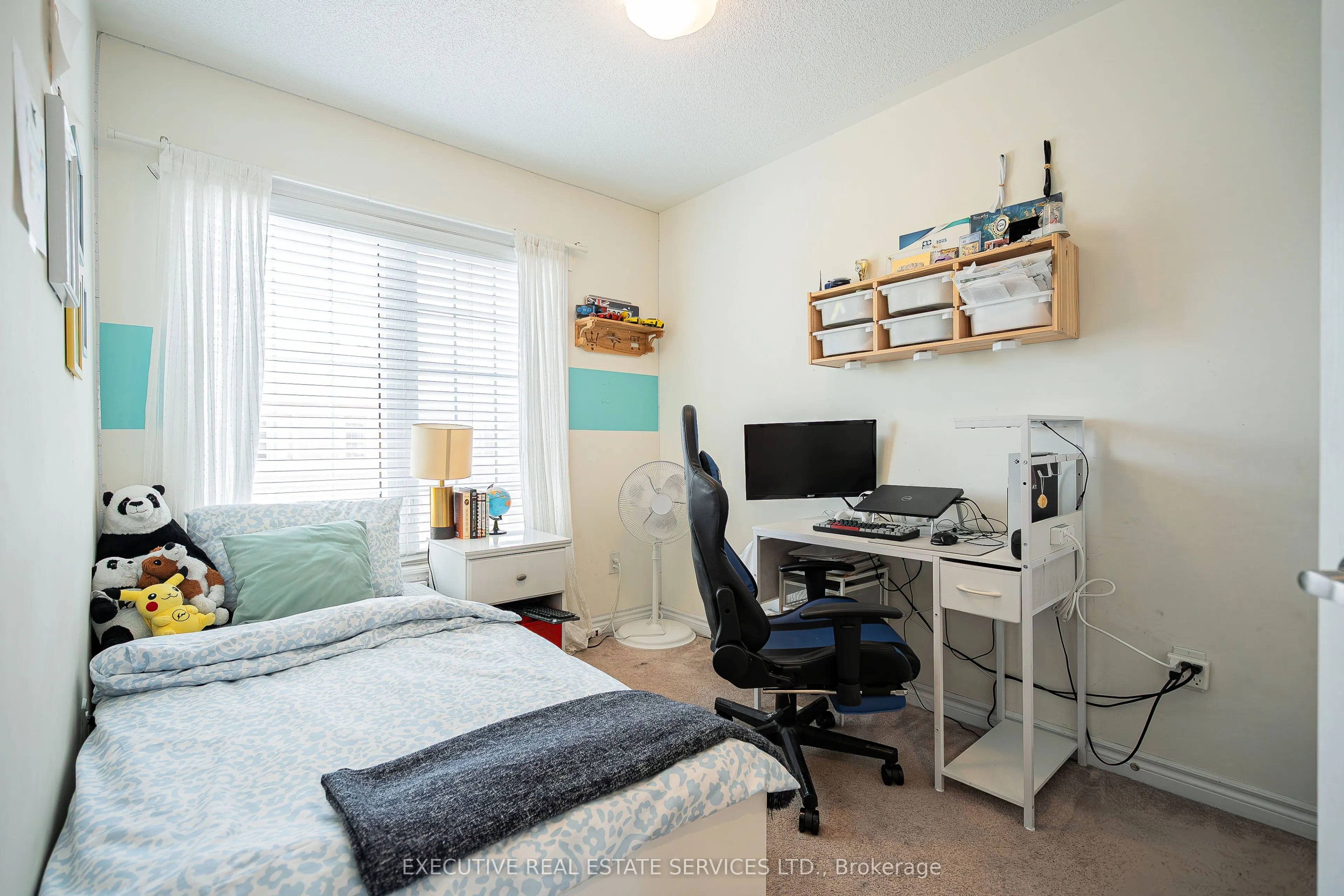 6 Abercove Close
