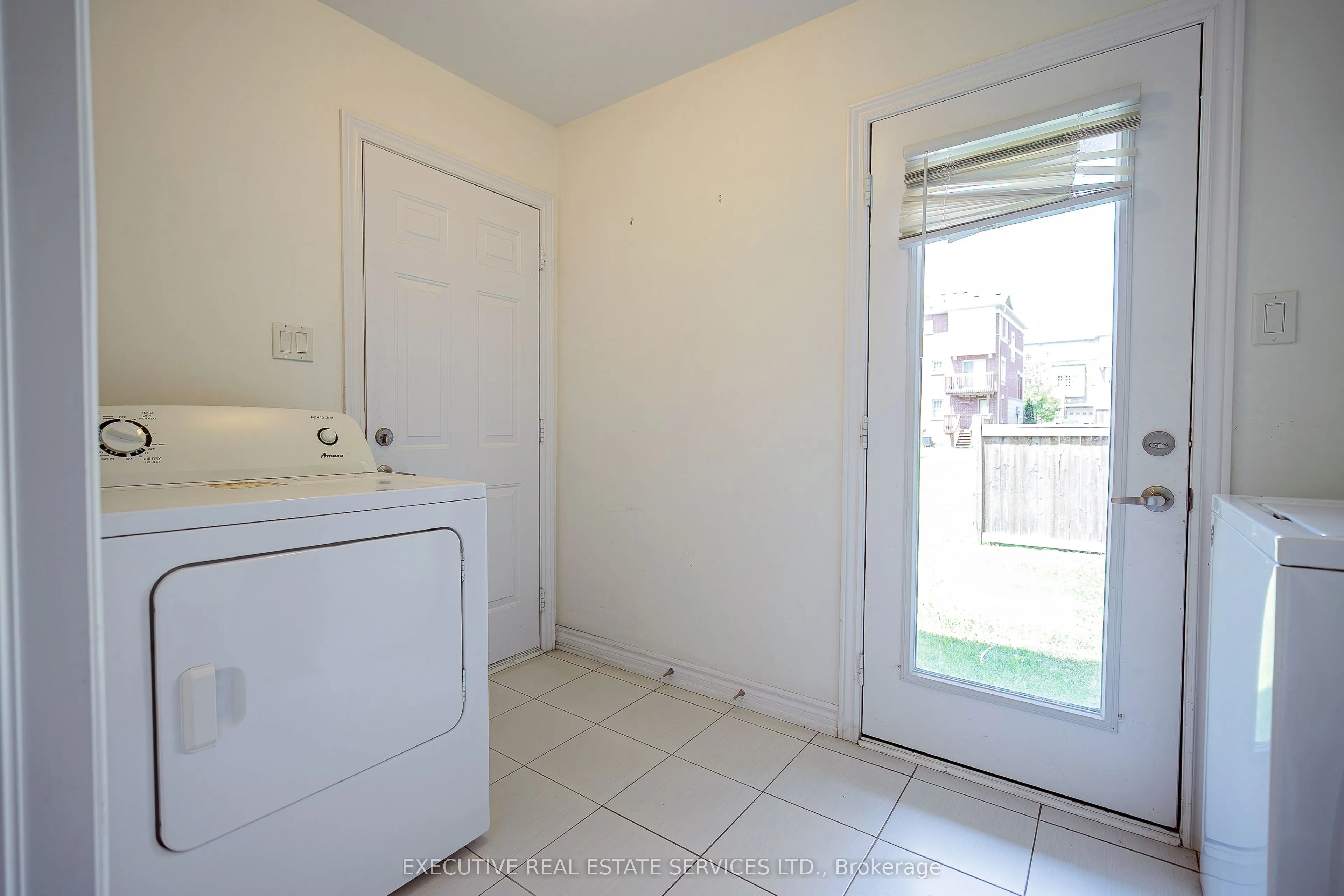 6 Abercove Close