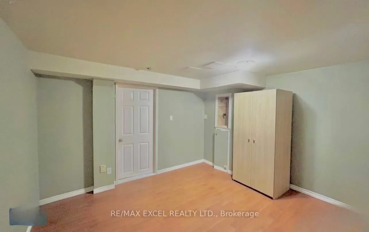 3225 Coldstream Road