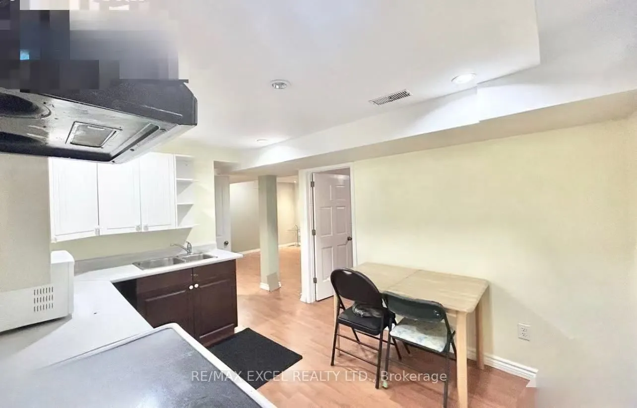 3225 Coldstream Road