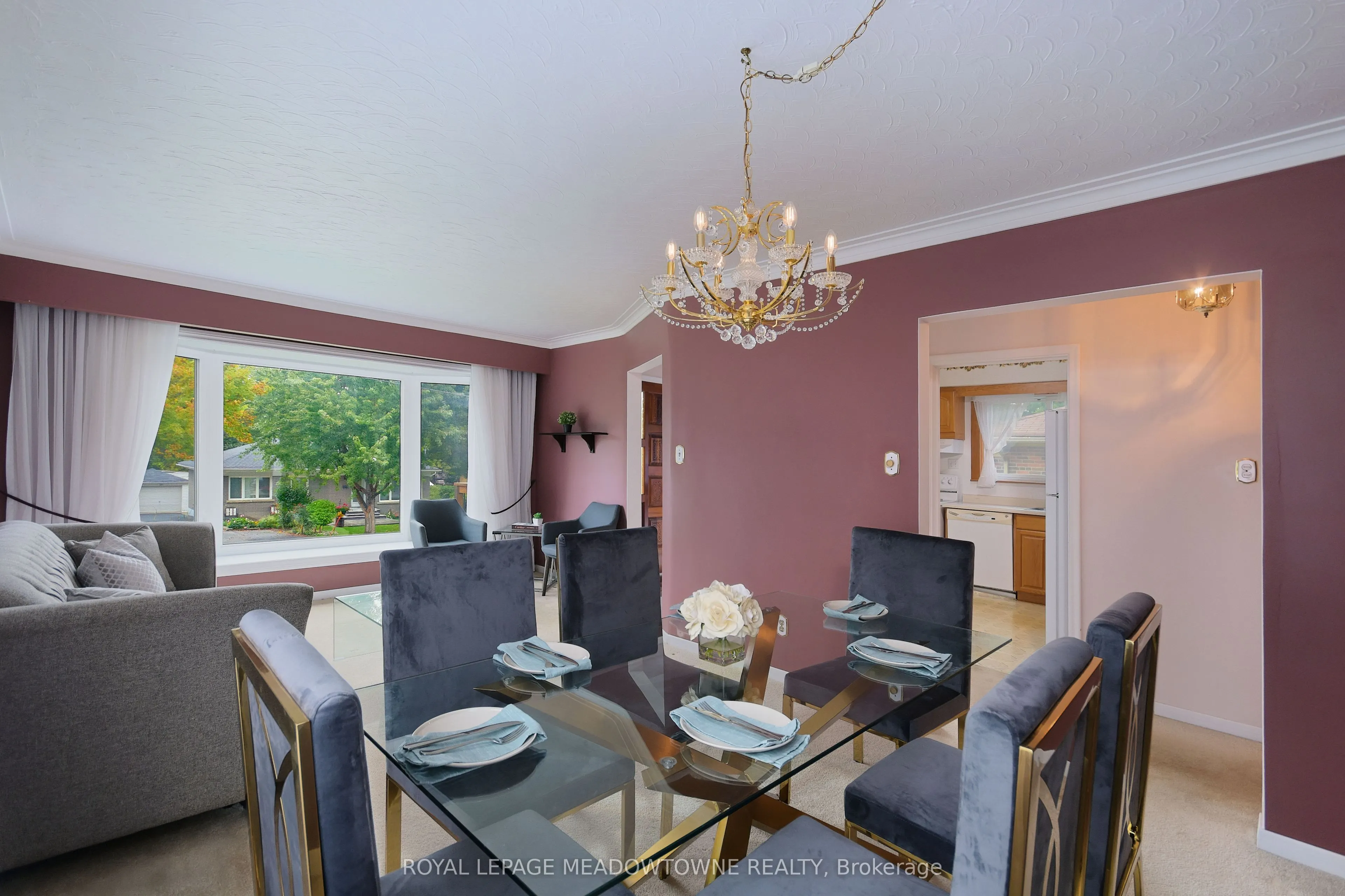 36 Hewson Crescent