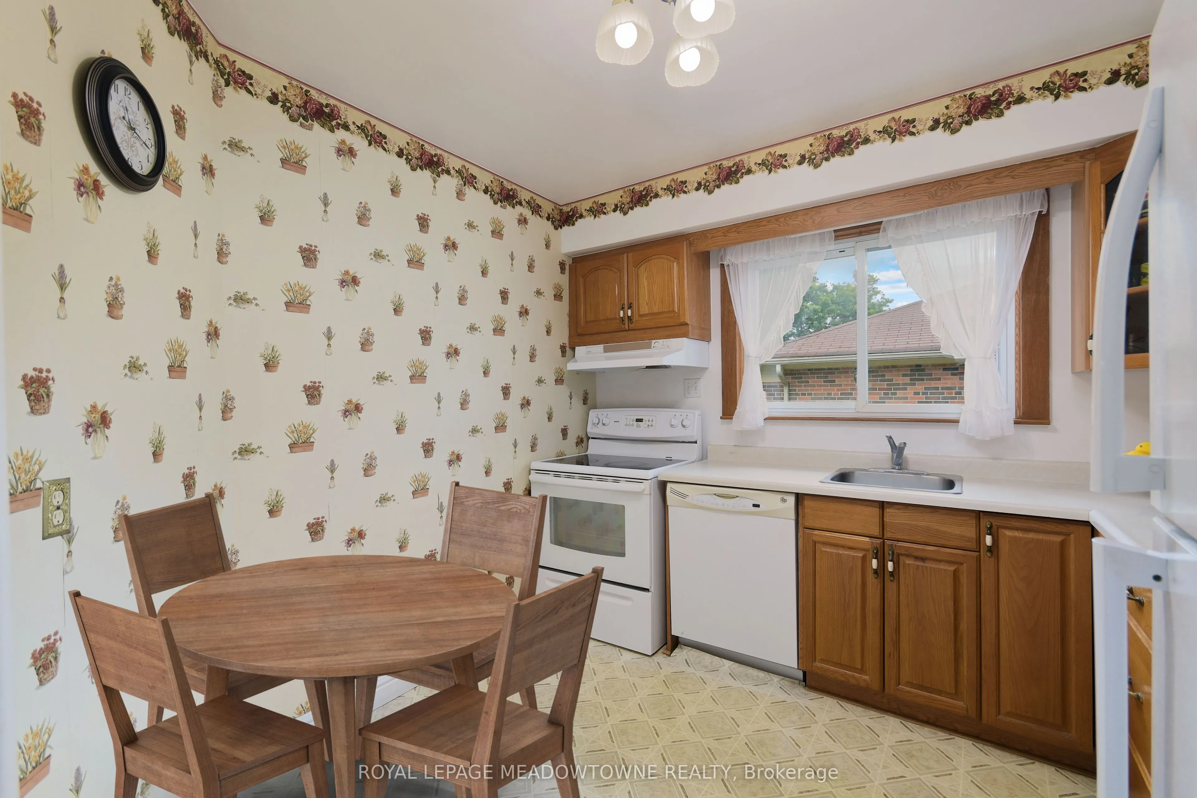 36 Hewson Crescent