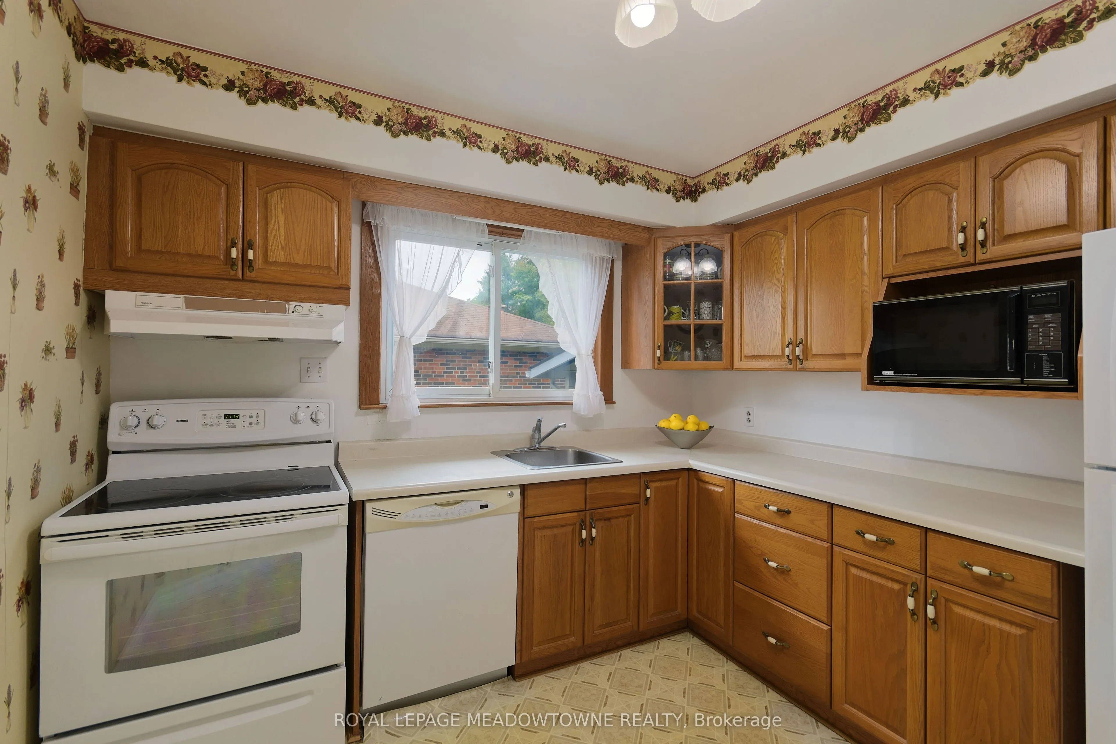 36 Hewson Crescent
