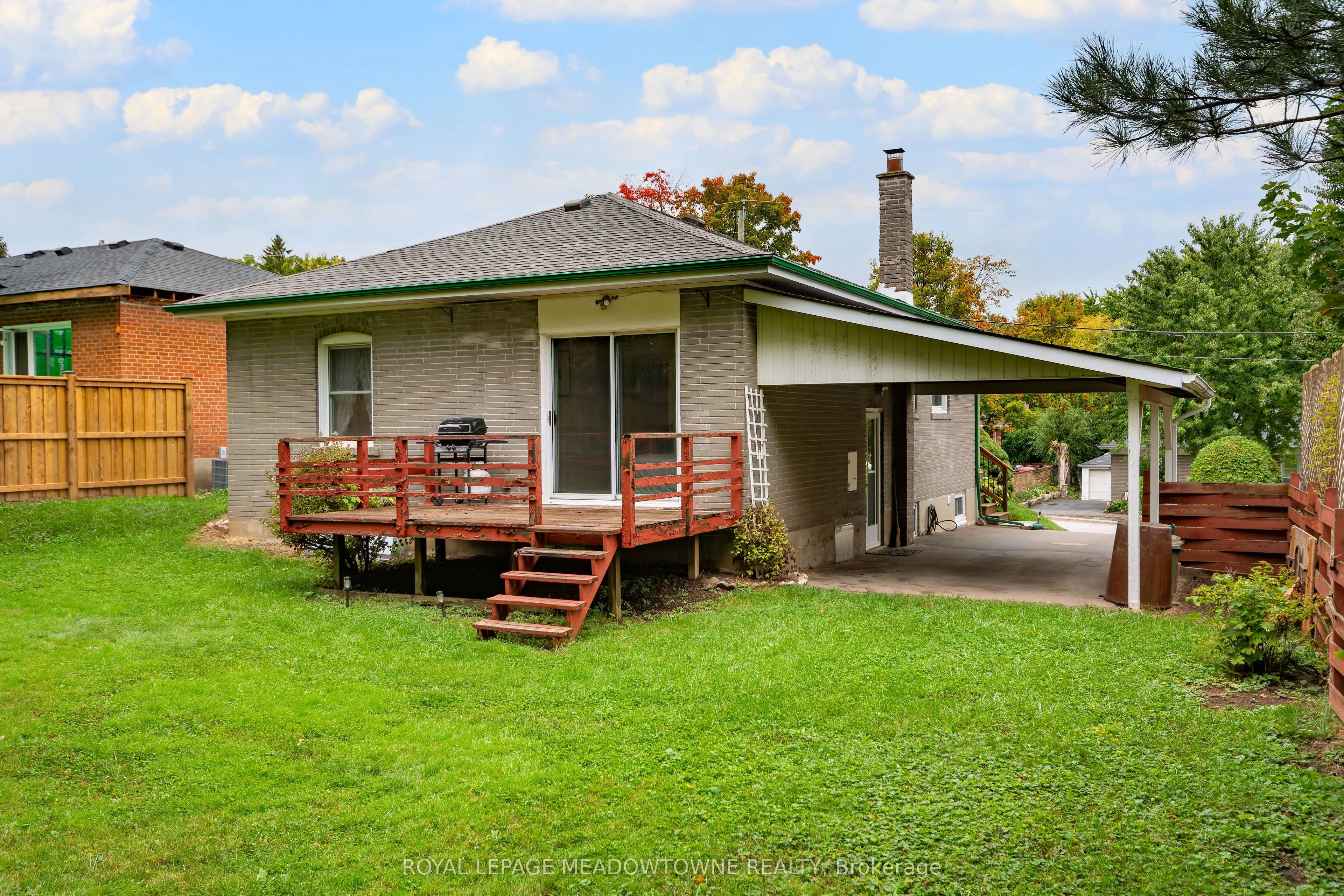 36 Hewson Crescent