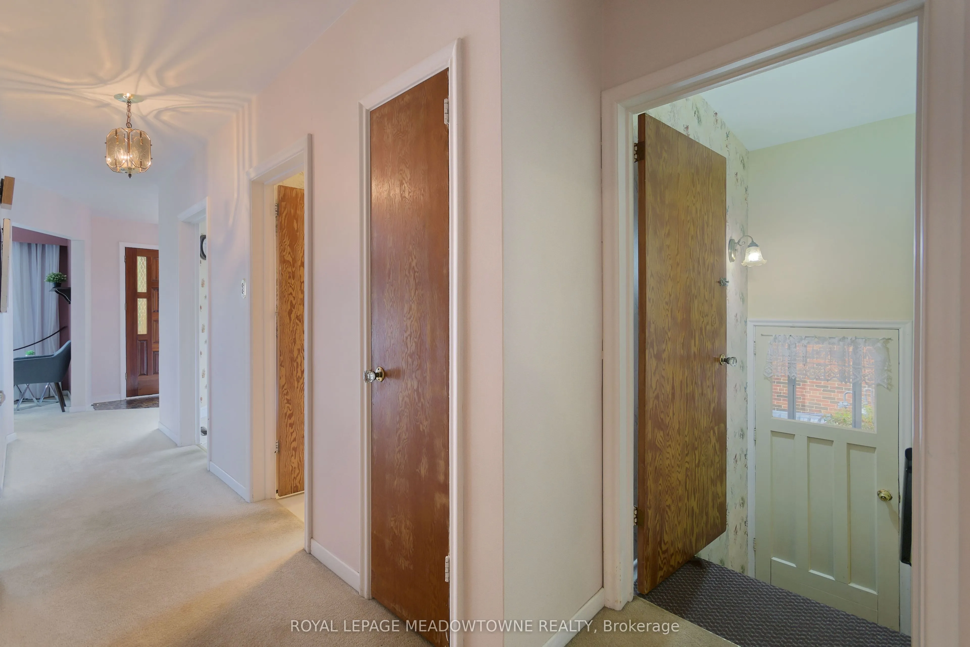 36 Hewson Crescent