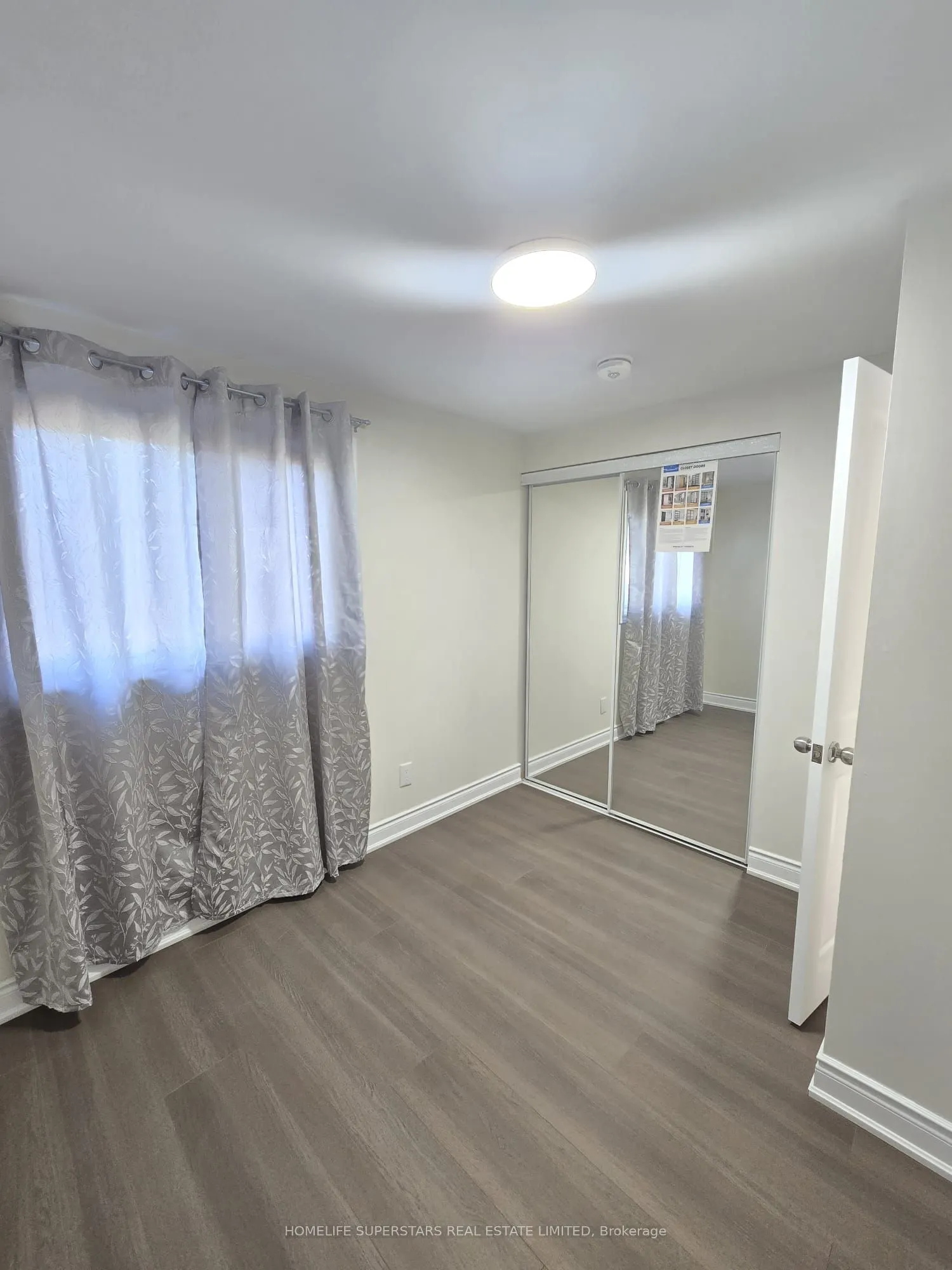 17 Heatherside Court