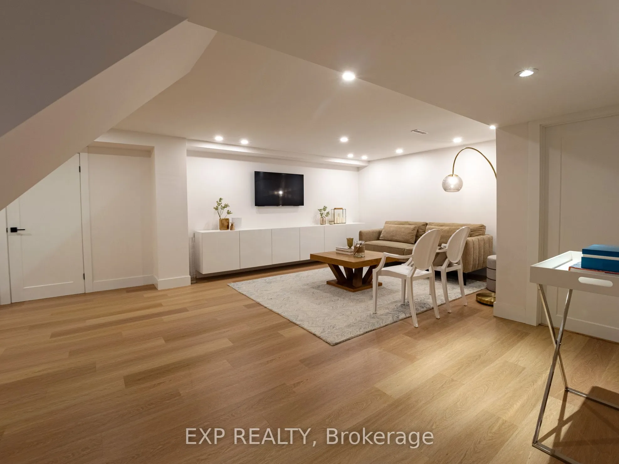 2433 Trevor Drive