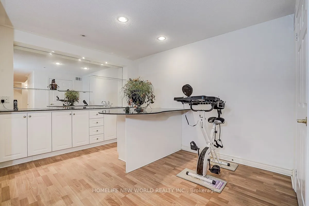 2305 WOODFIELD Road