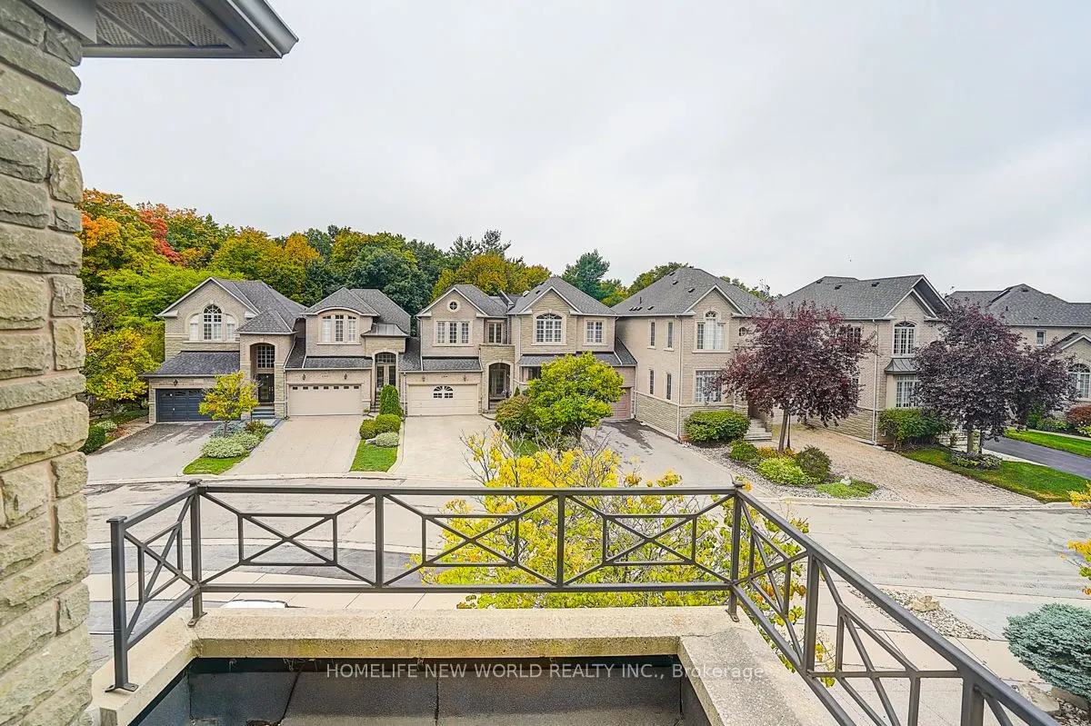 2305 WOODFIELD Road