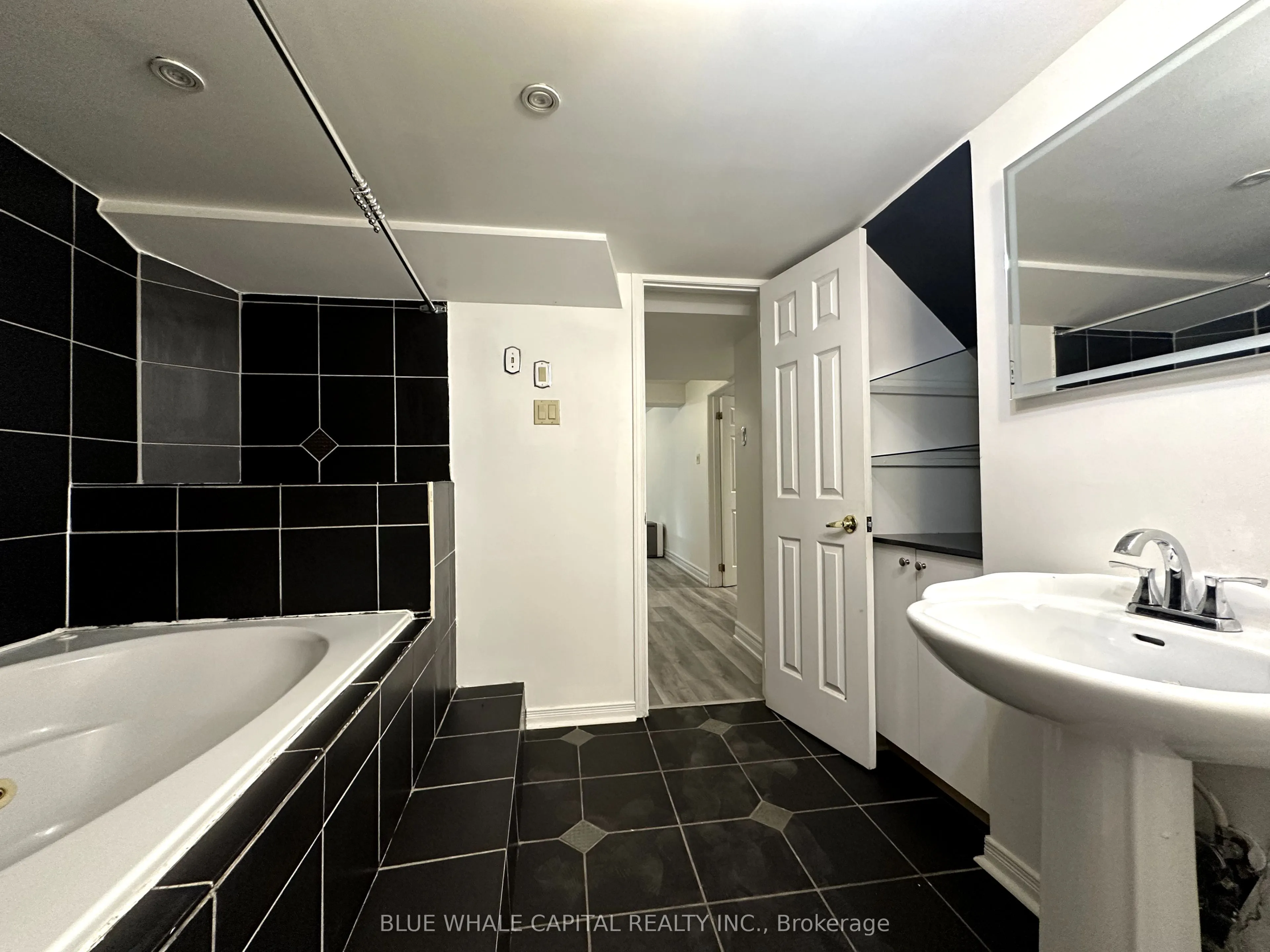 20 Hollowgrove Boulevard, #Basement