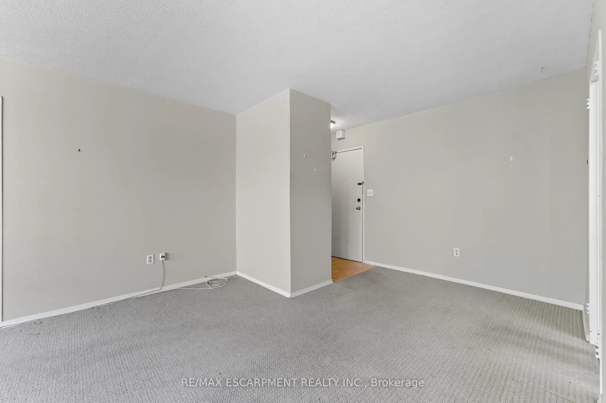 2263 Marine Drive, #305