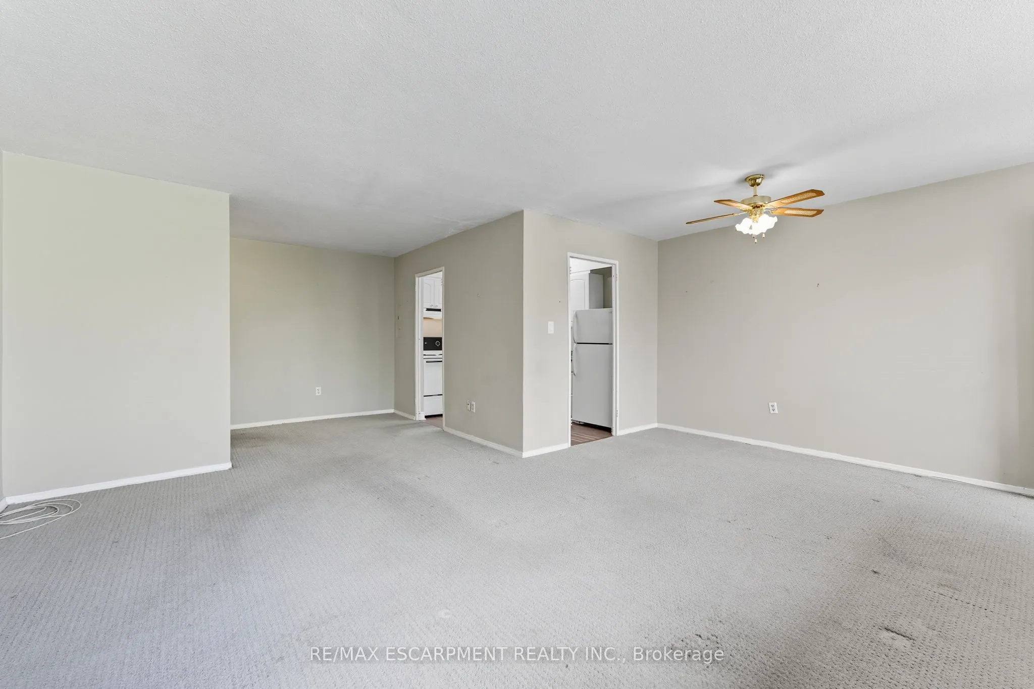 2263 Marine Drive, #305