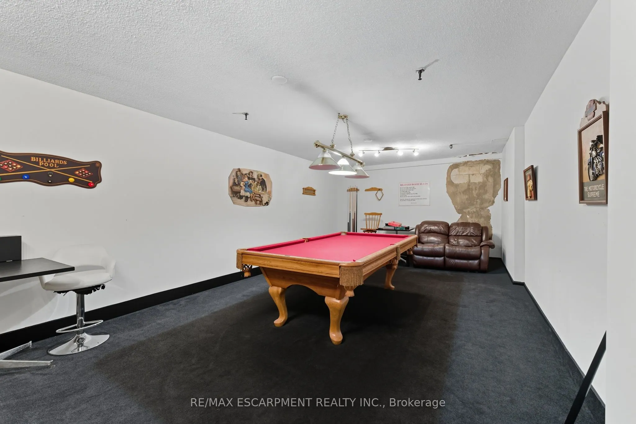 2263 Marine Drive, #305