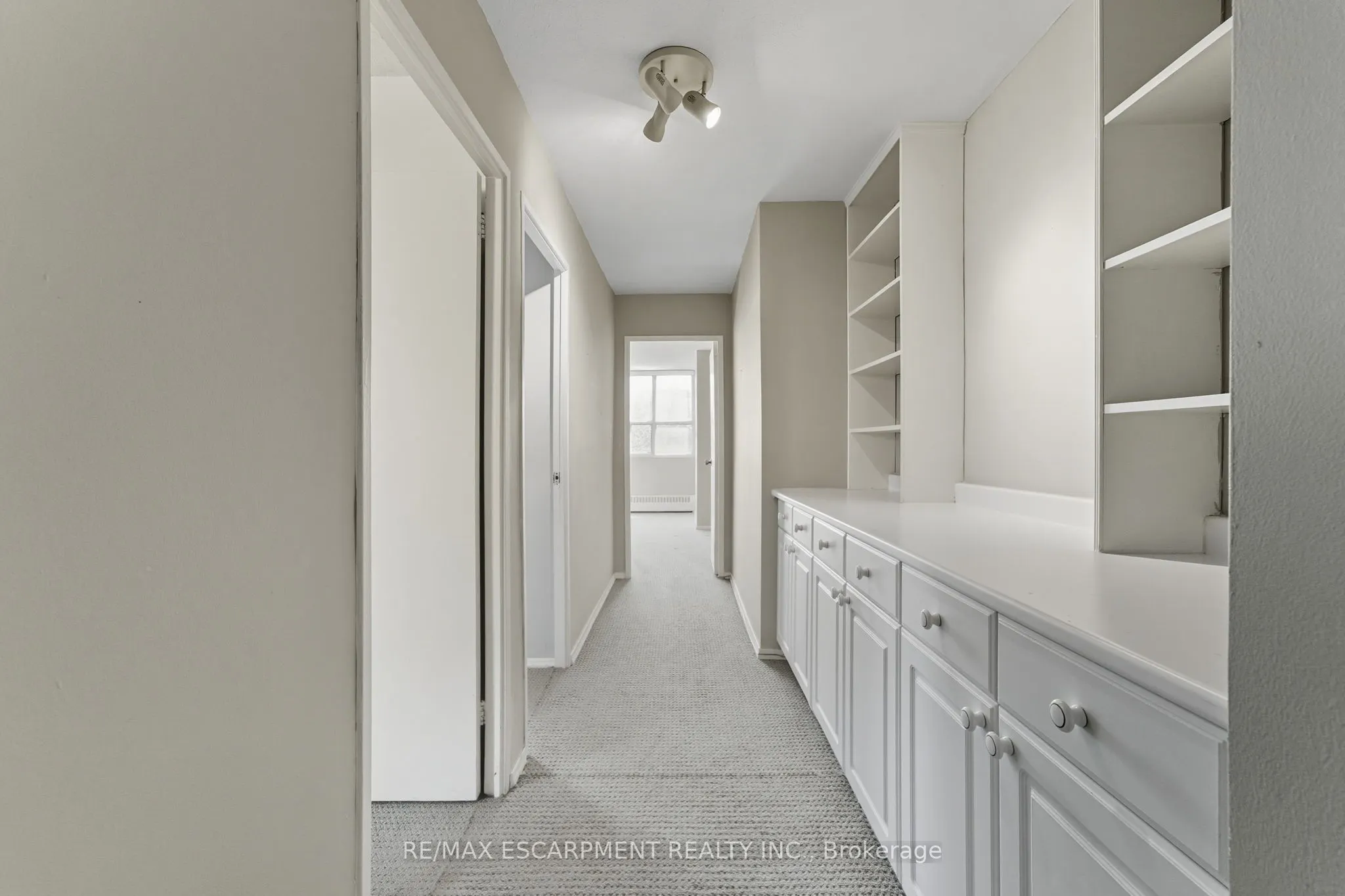 2263 Marine Drive, #305