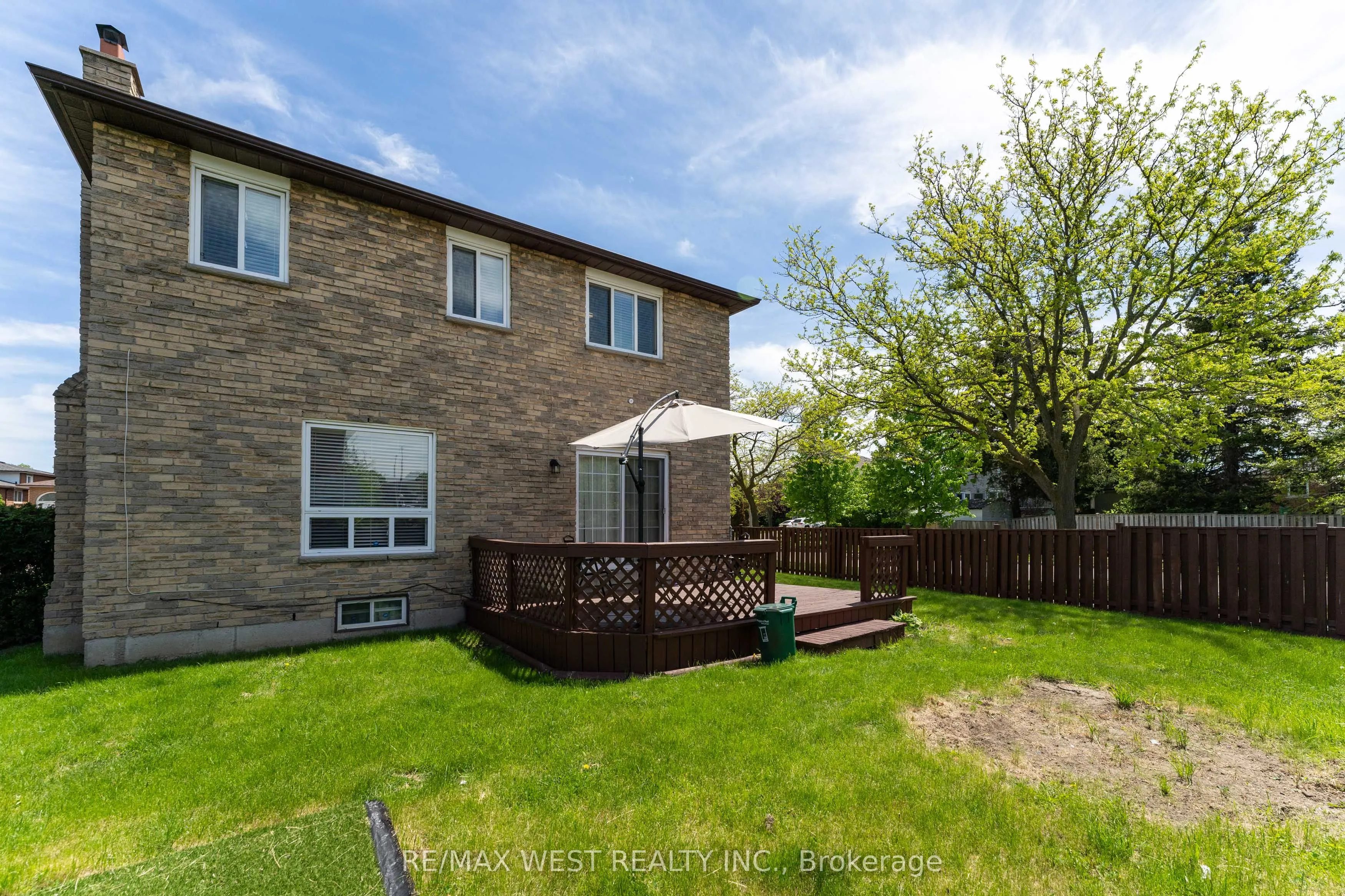 991 Mannington Lane