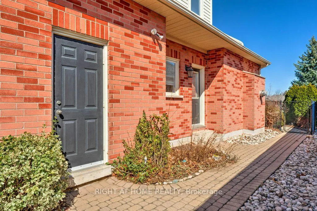 2109 Berwick Drive