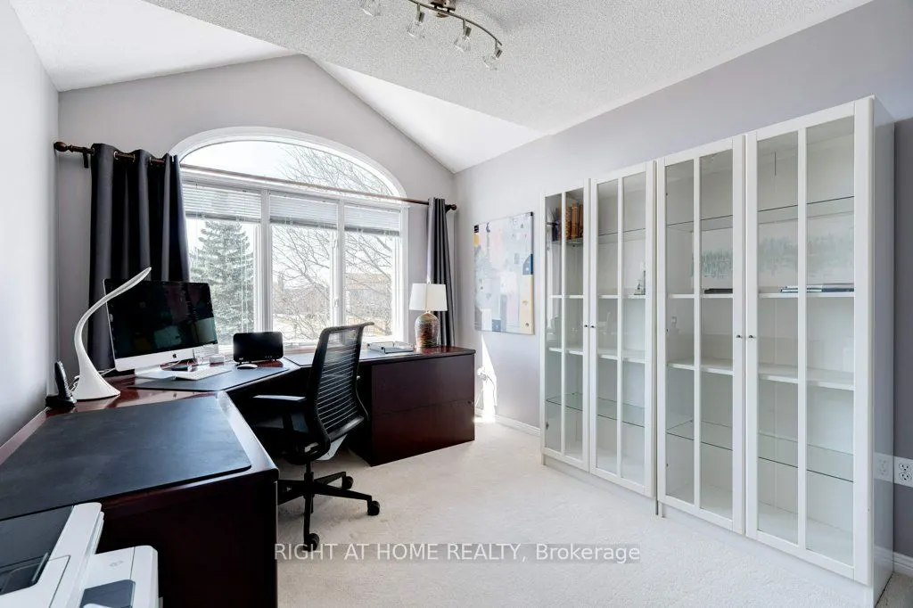2109 Berwick Drive