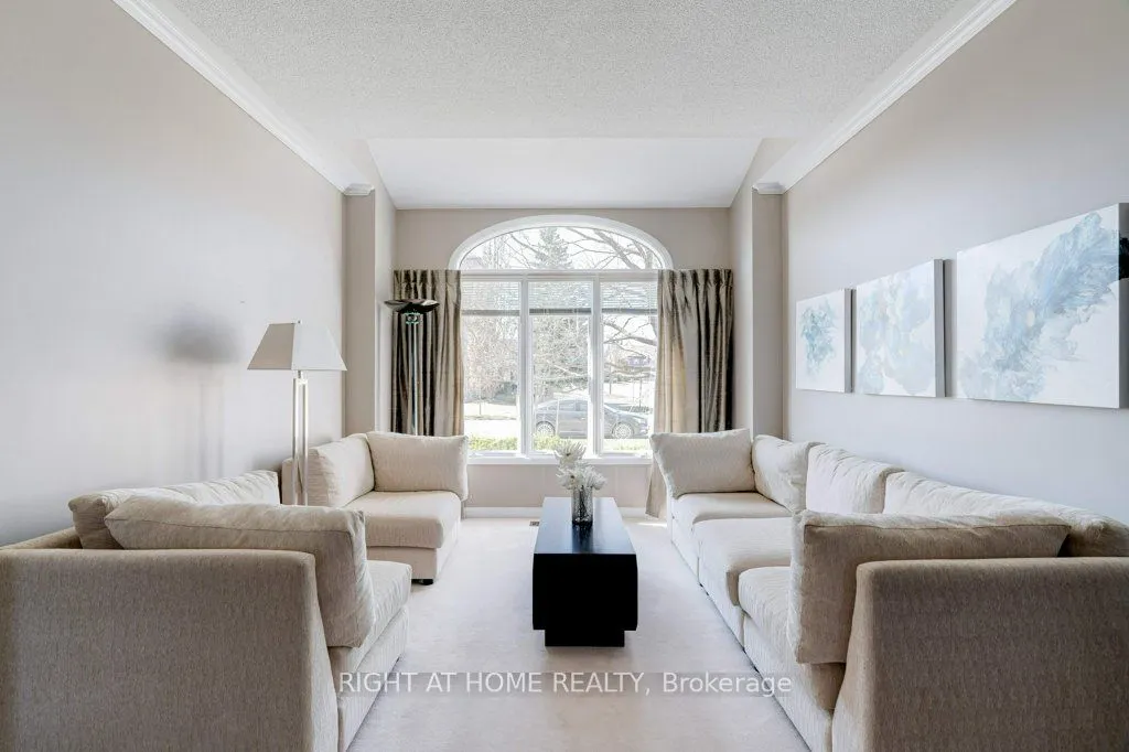 2109 Berwick Drive