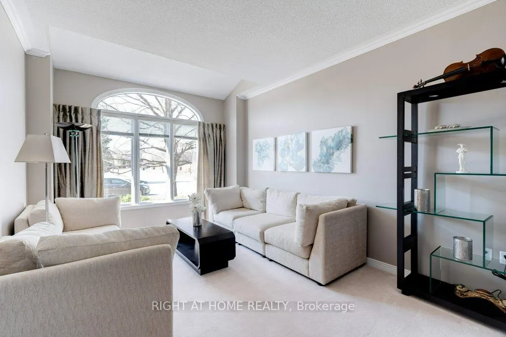2109 Berwick Drive