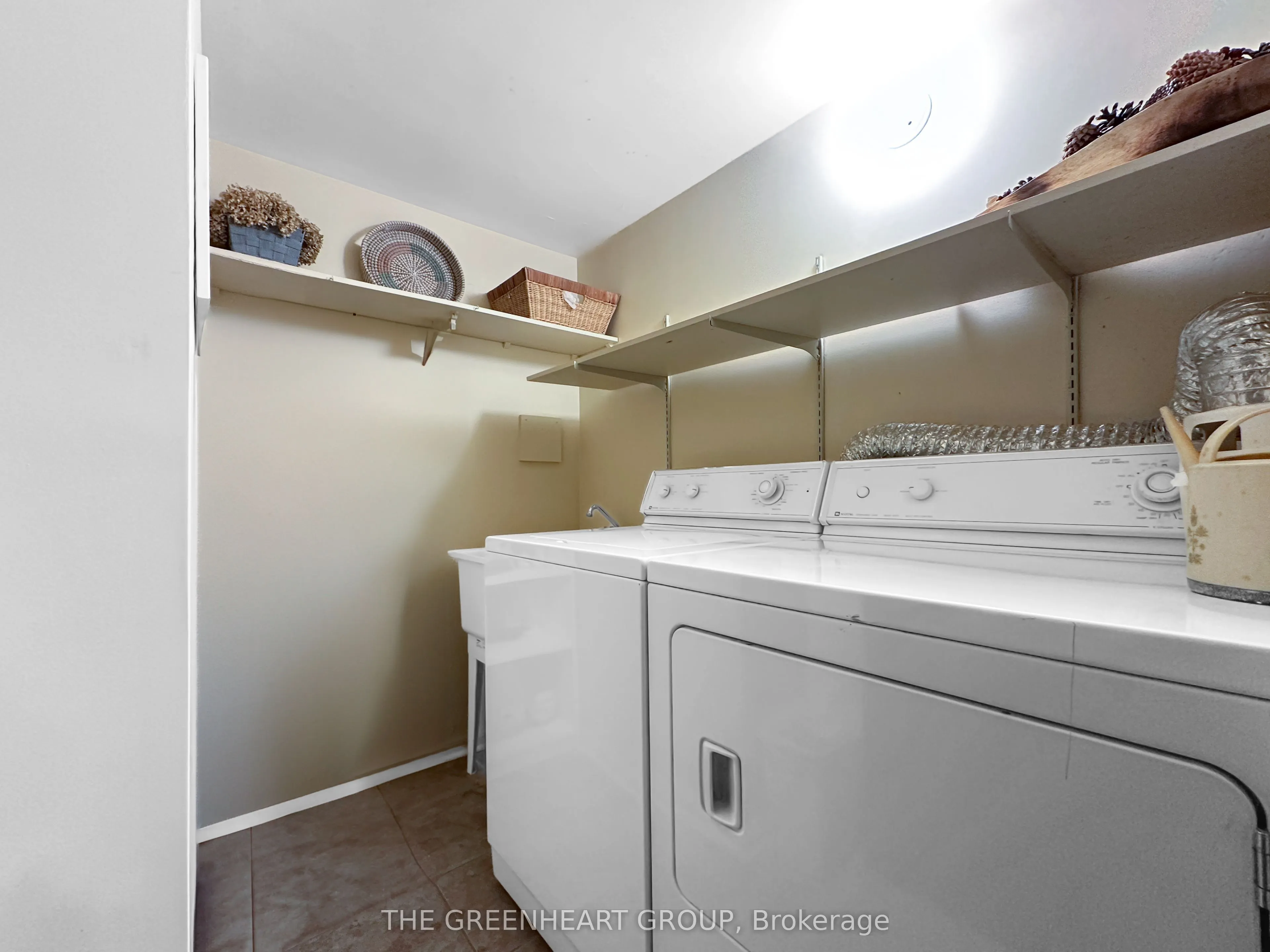 1400 Dixie Road, #401