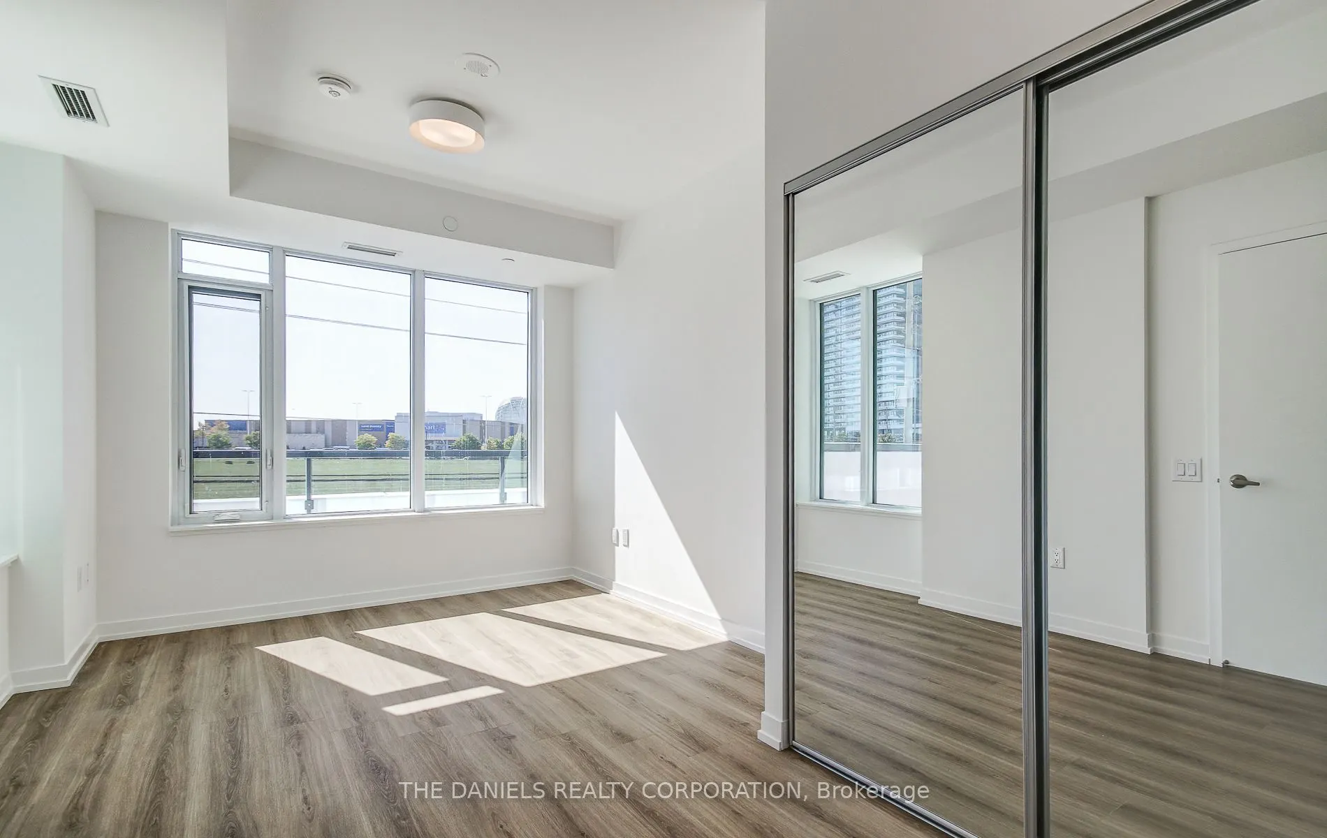 2485 Eglinton Avenue W, #302