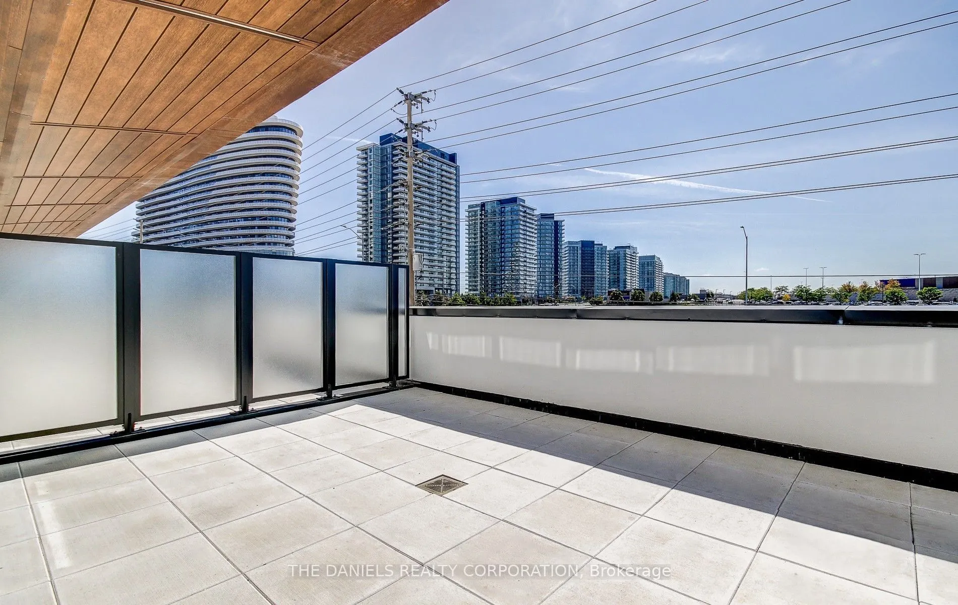2485 Eglinton Avenue W, #302