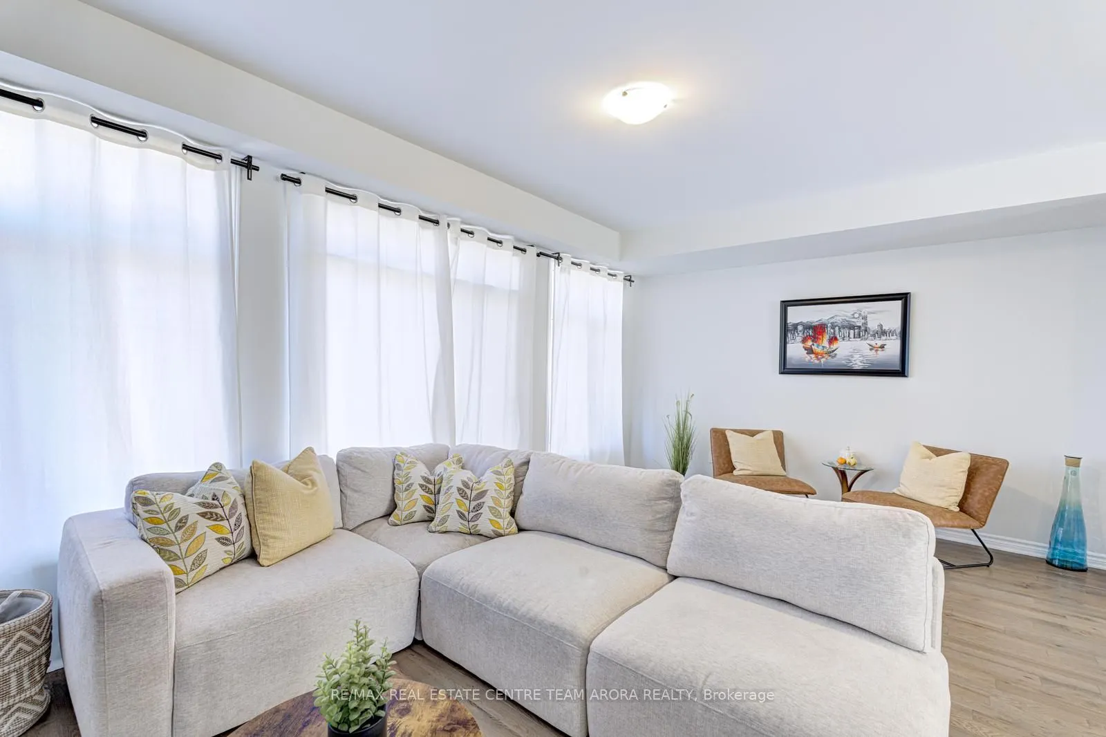 15 Petch Avenue
