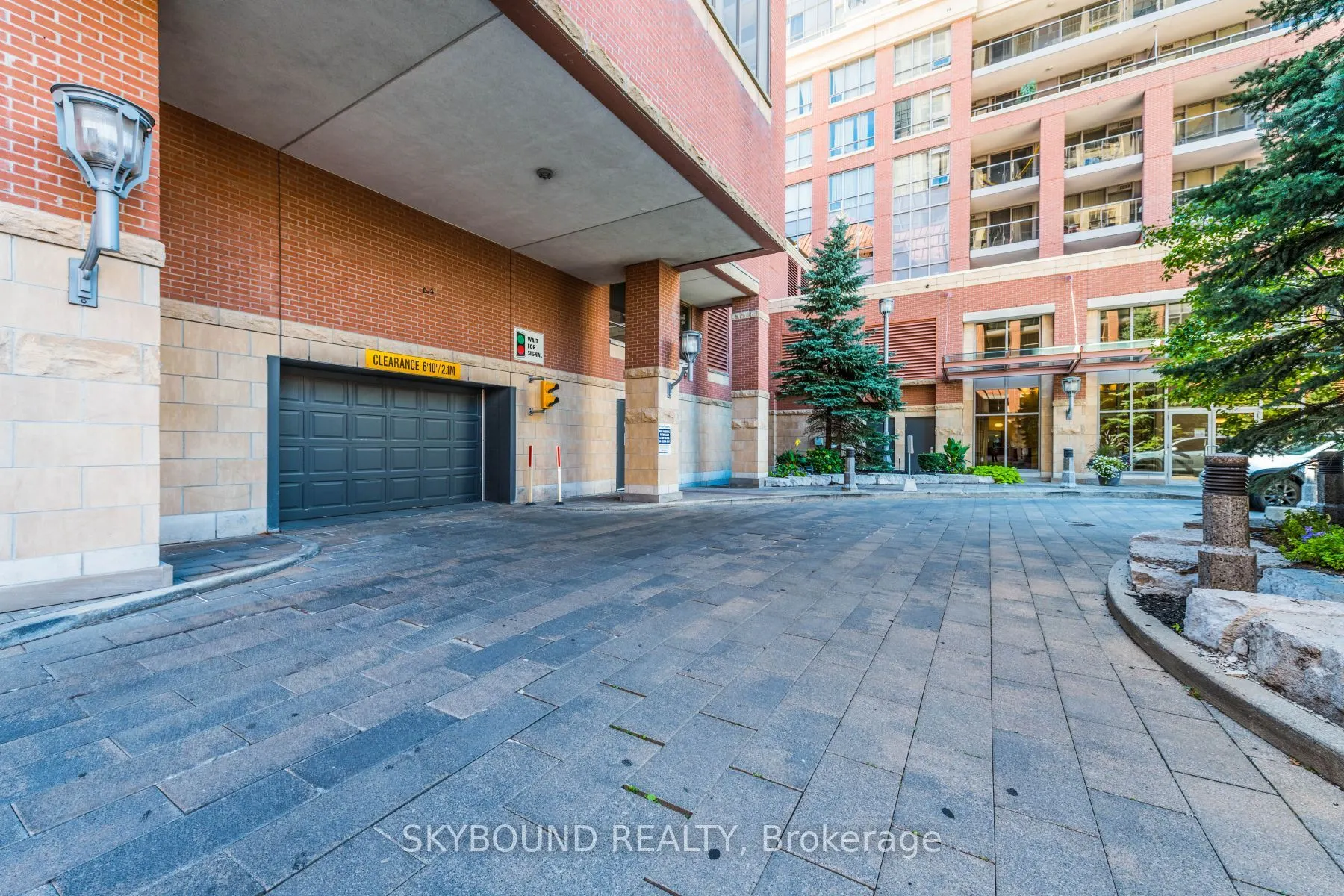 4090 Living Arts Drive, #1006