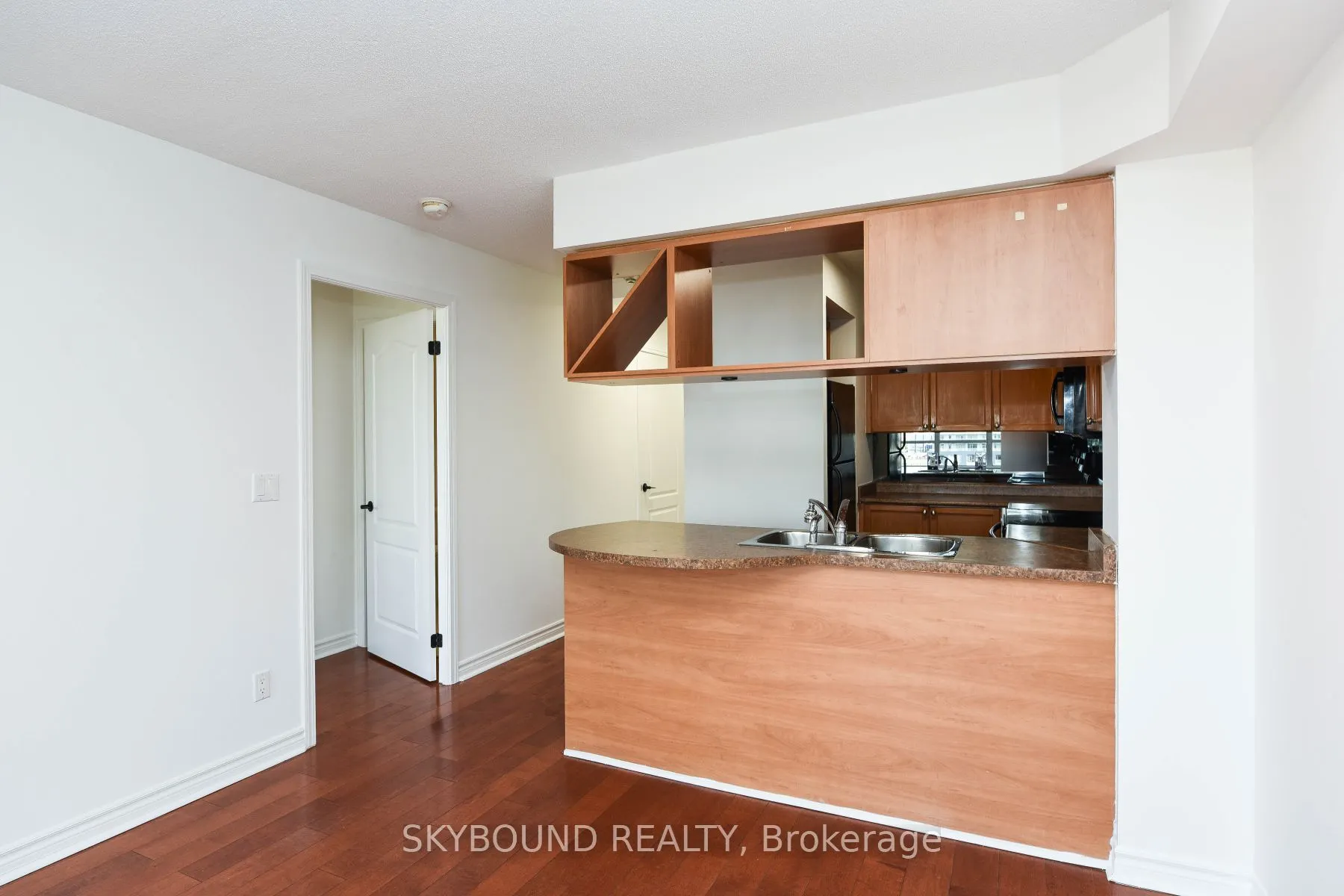 4090 Living Arts Drive, #1006