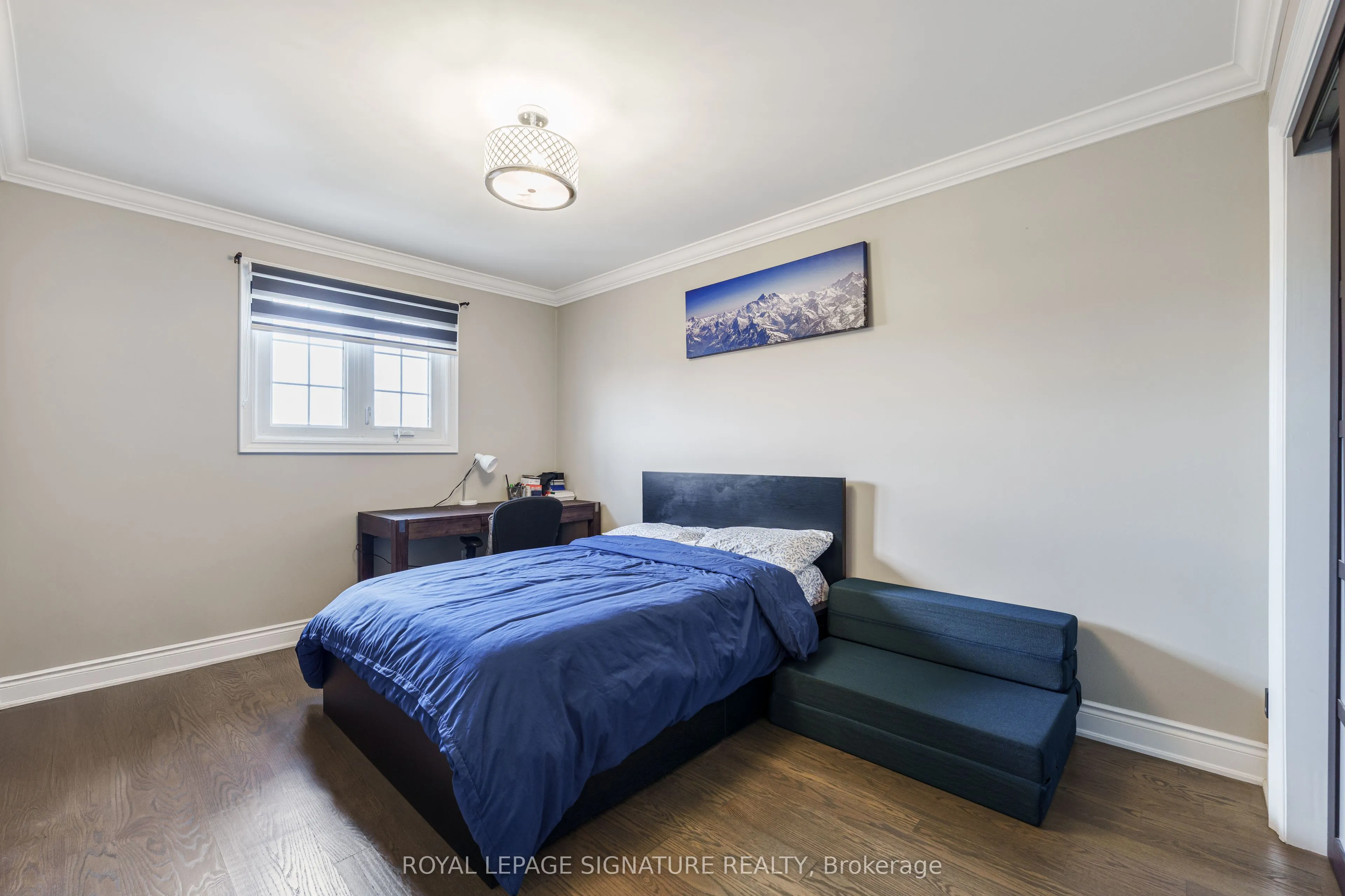 4091 Dursley Crescent