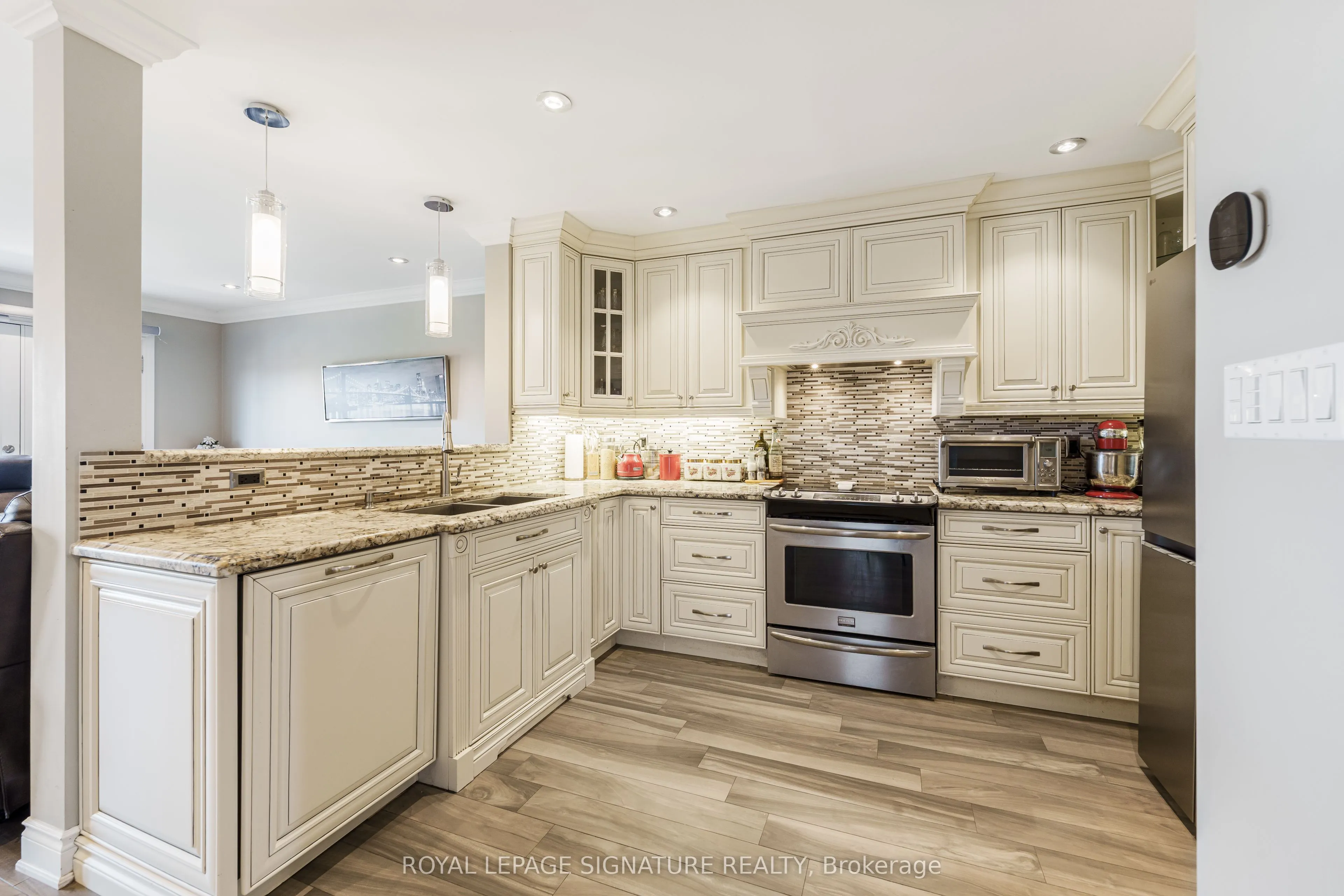 4091 Dursley Crescent