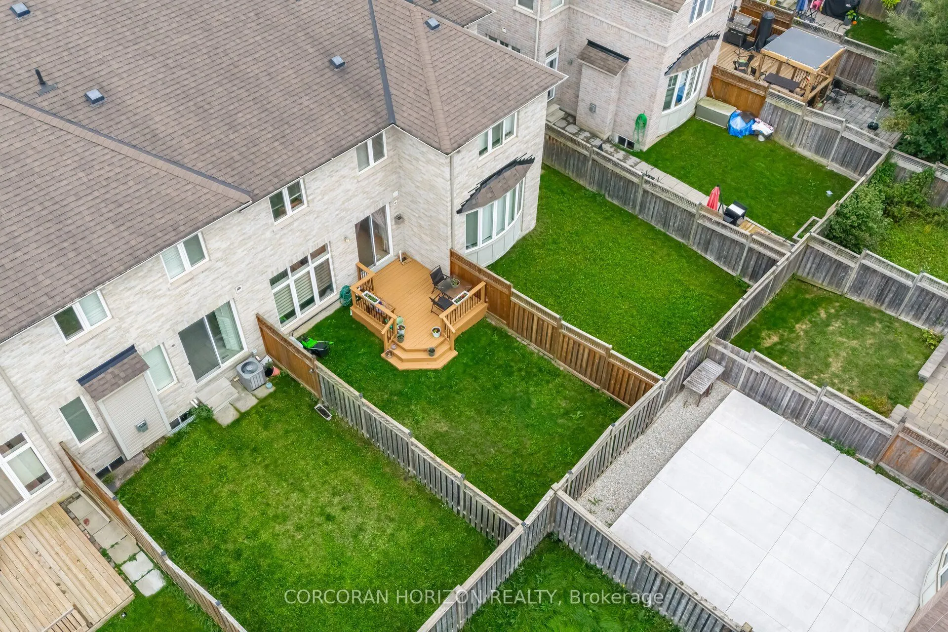 12 Aspenview Avenue