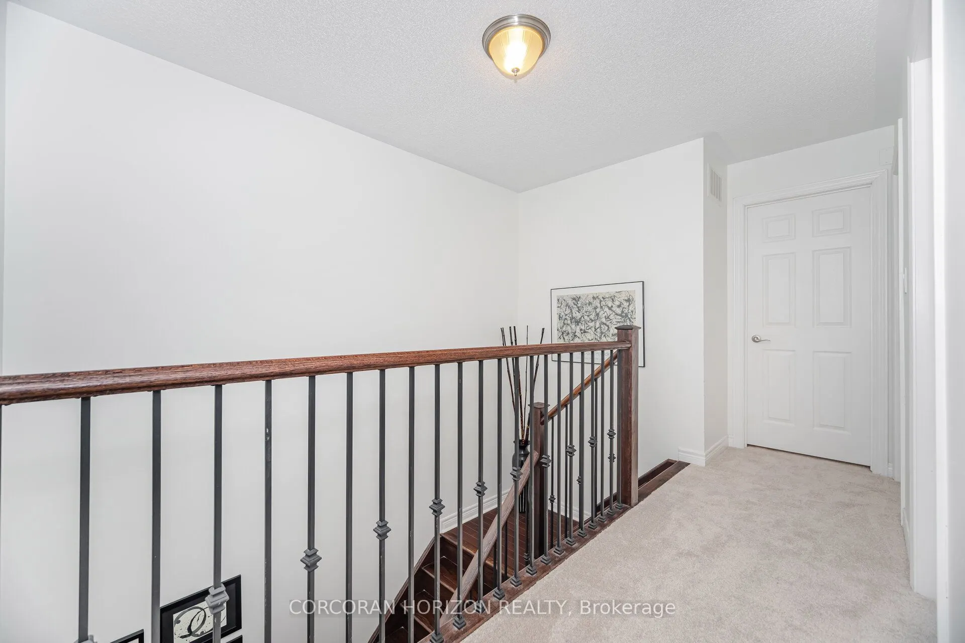 12 Aspenview Avenue